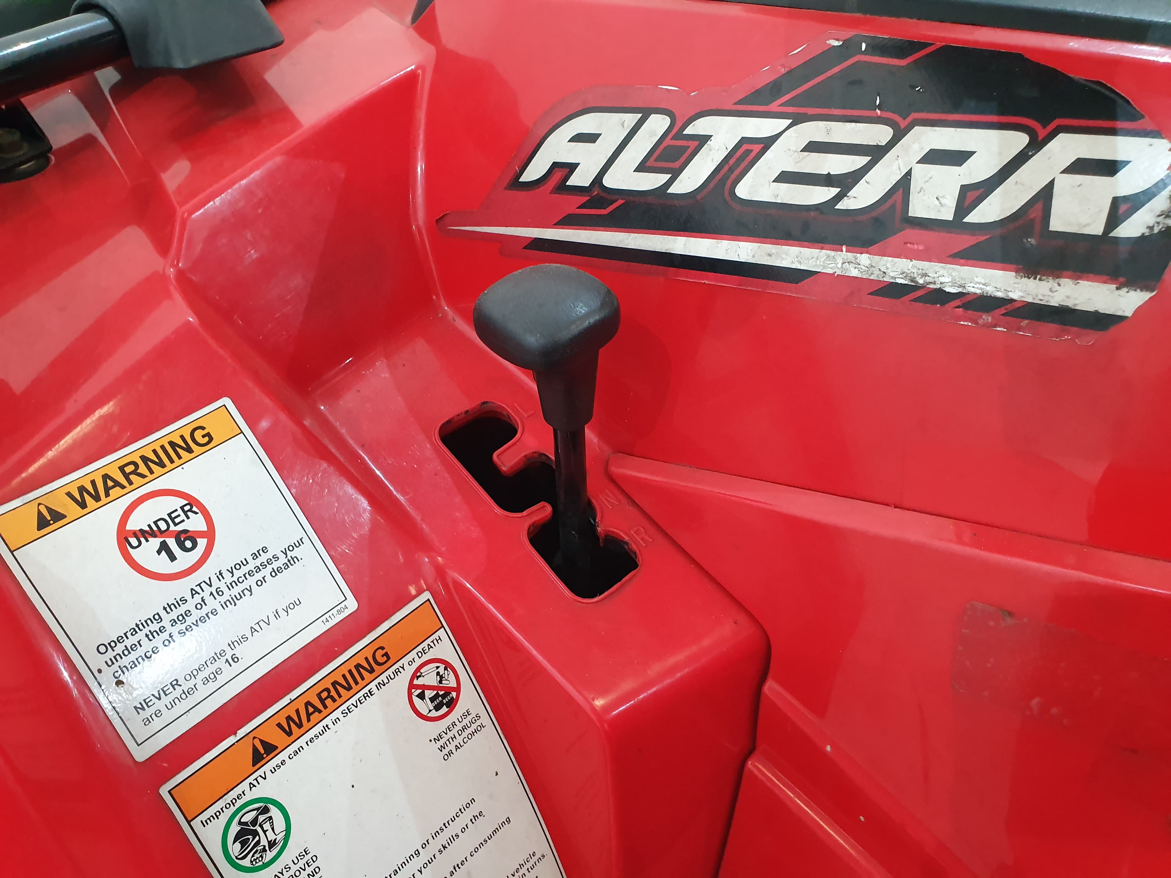 Moto 4 Arctic CAT Alterra 400 4x4 · Ano 2017 — image 12