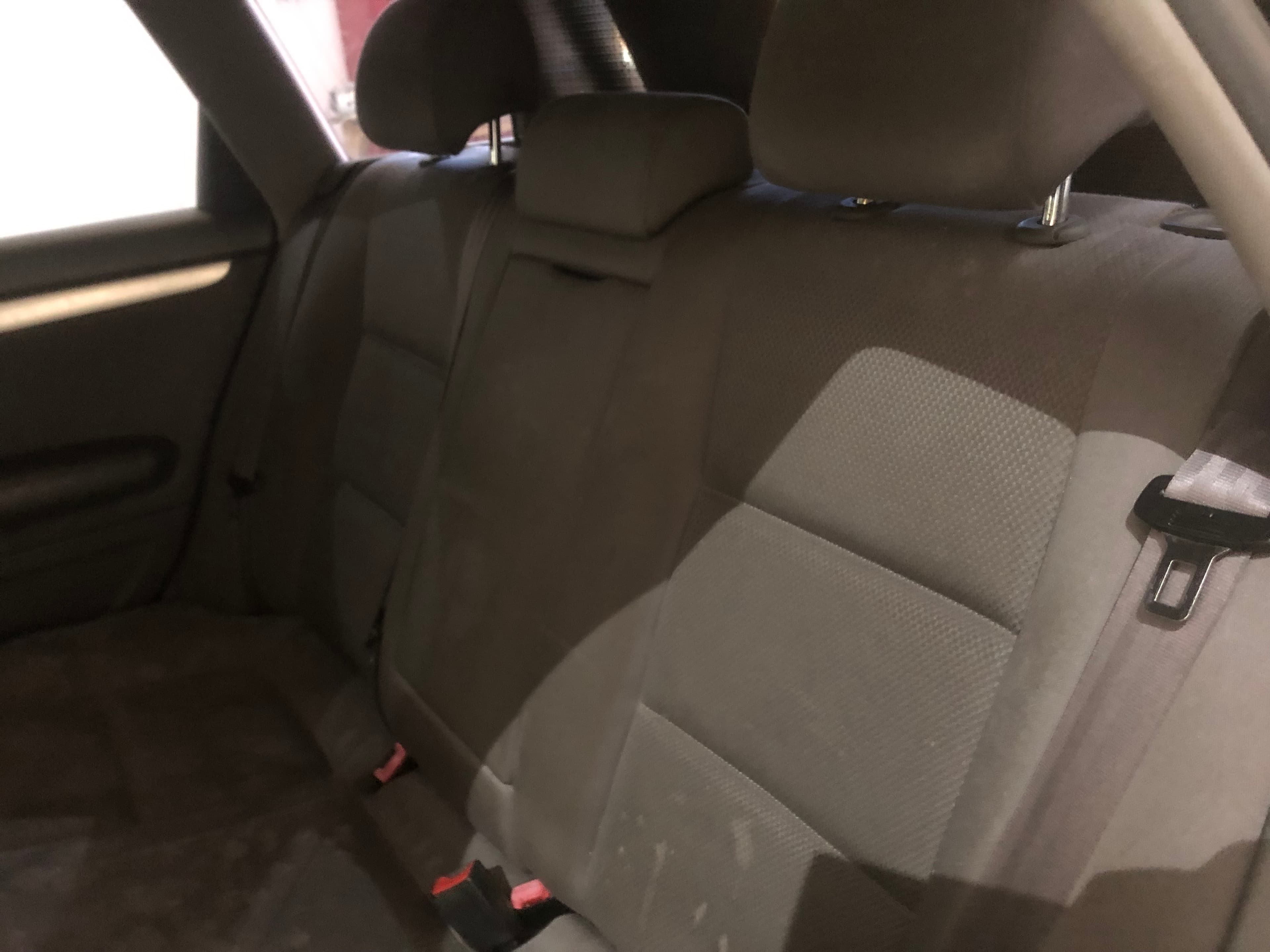 Audi A4 1.9 TDI · Ano 2004 — image 18