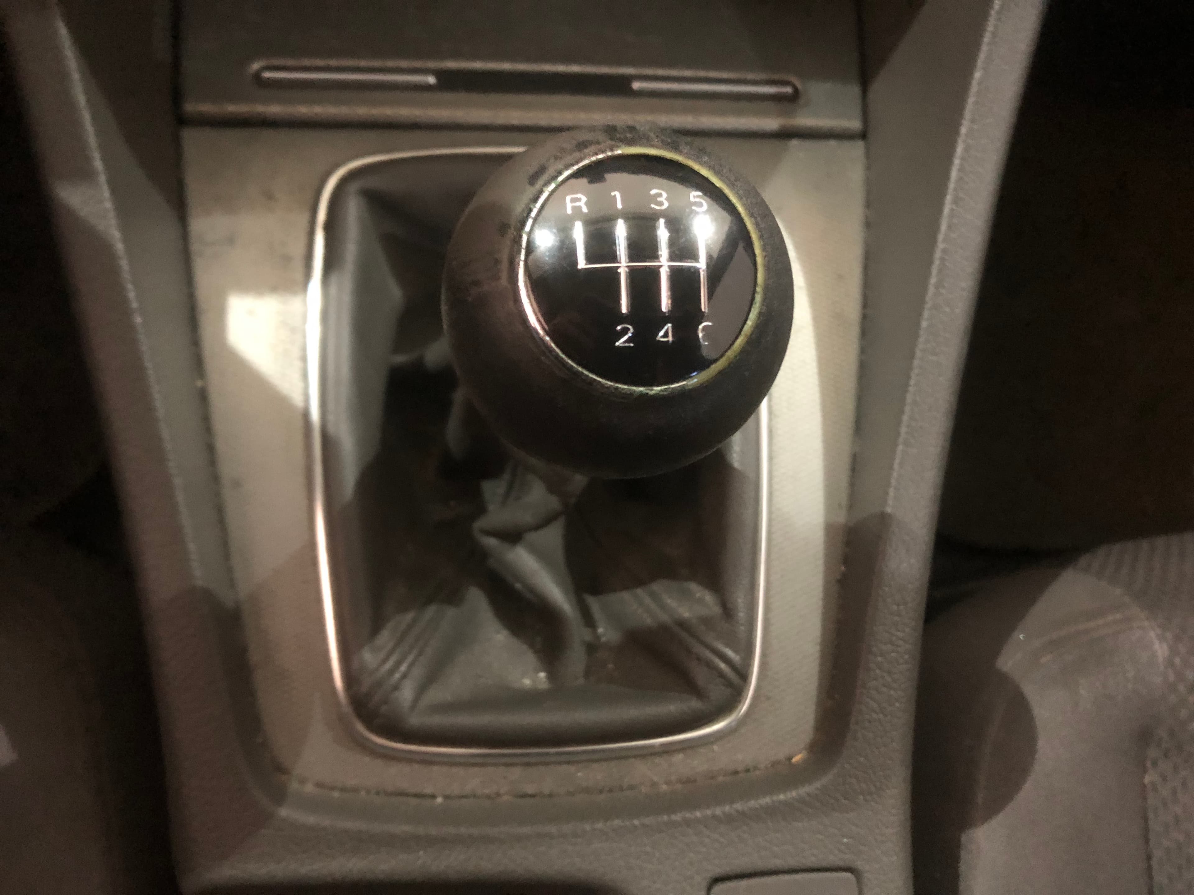 Audi A4 1.9 TDI · Ano 2004 — image 34