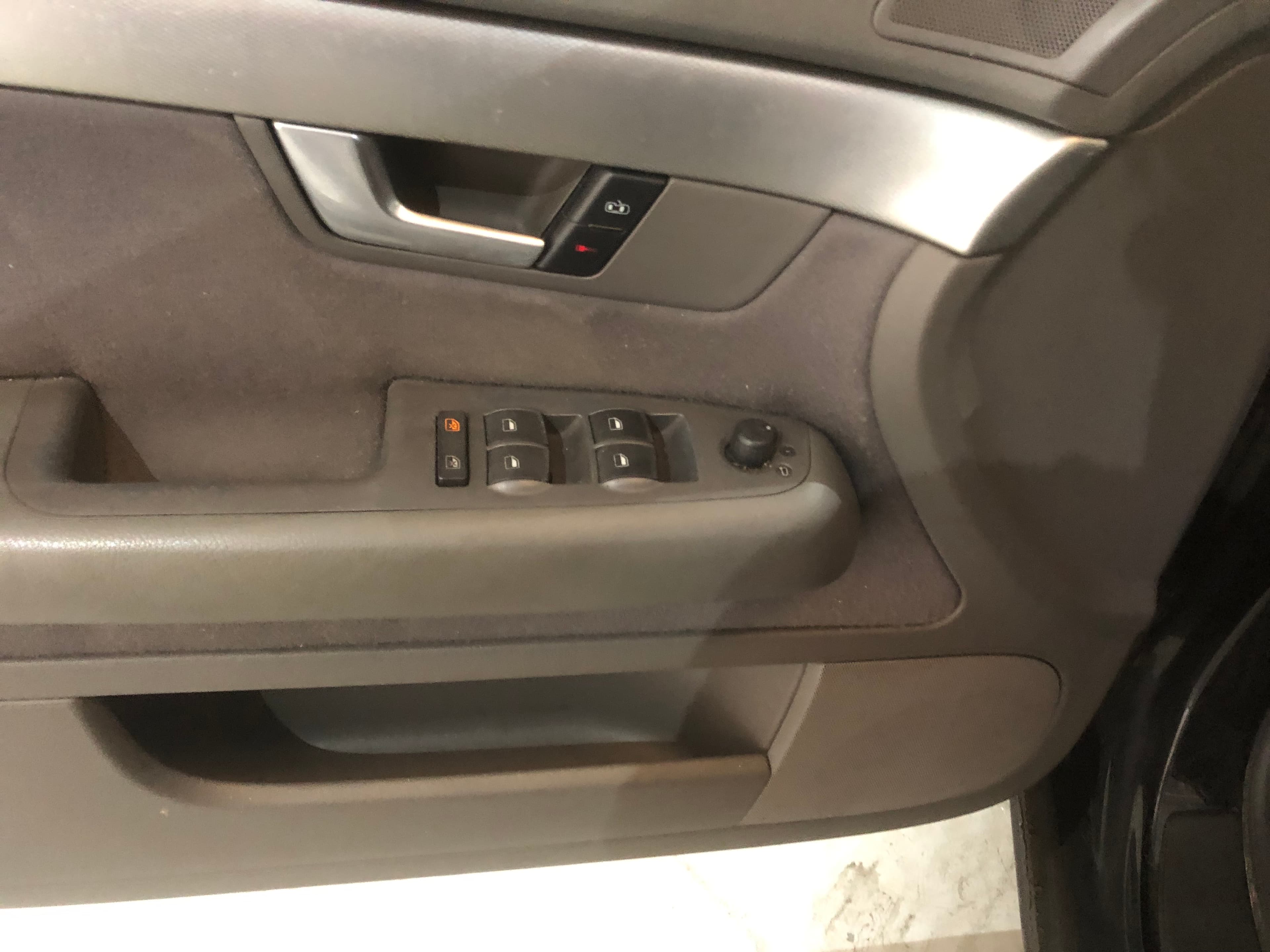 Audi A4 1.9 TDI · Ano 2004 — image 24