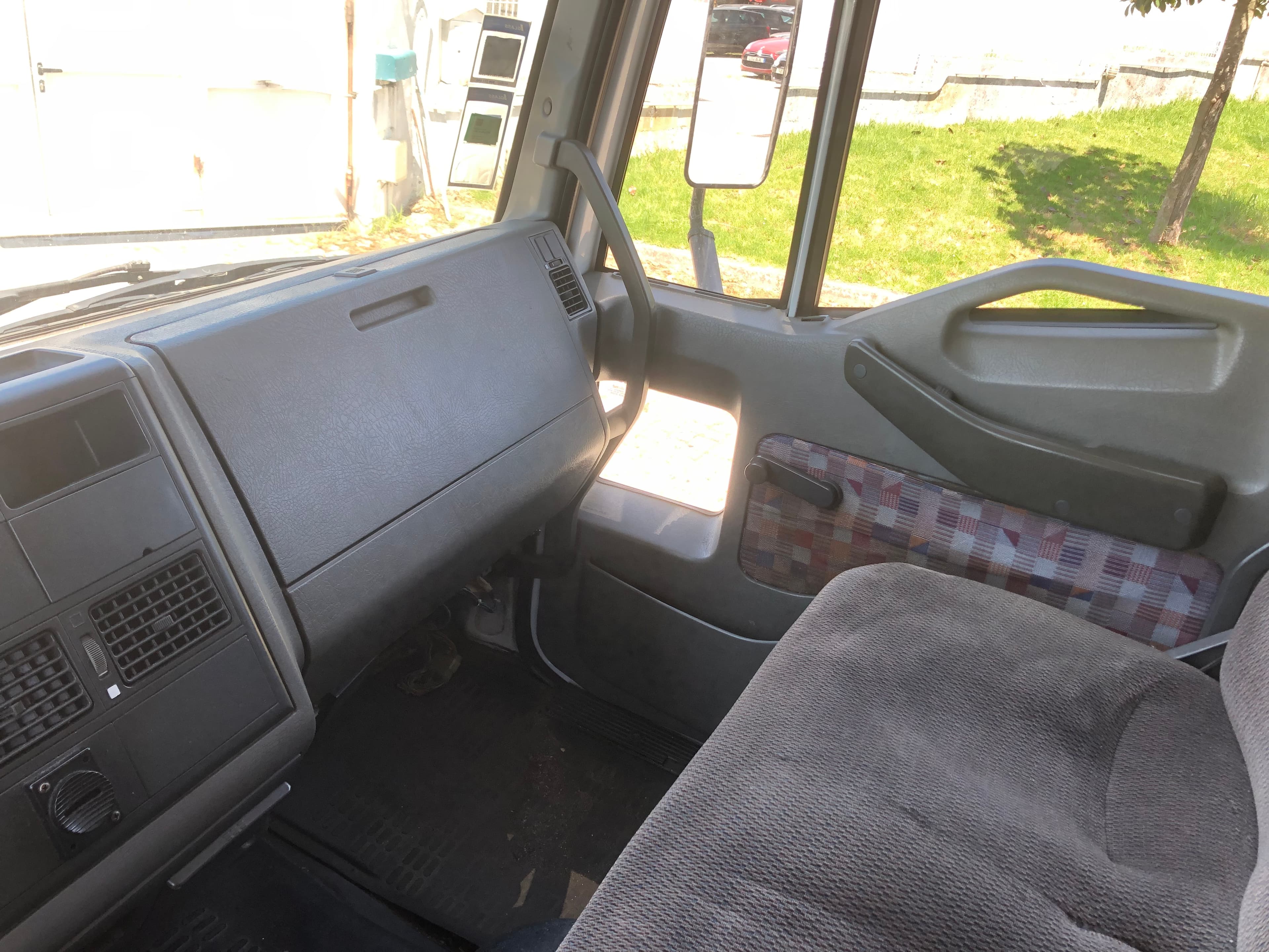 Iveco Eurocargo 80 E 15 · Ano 1997 — imagen 32