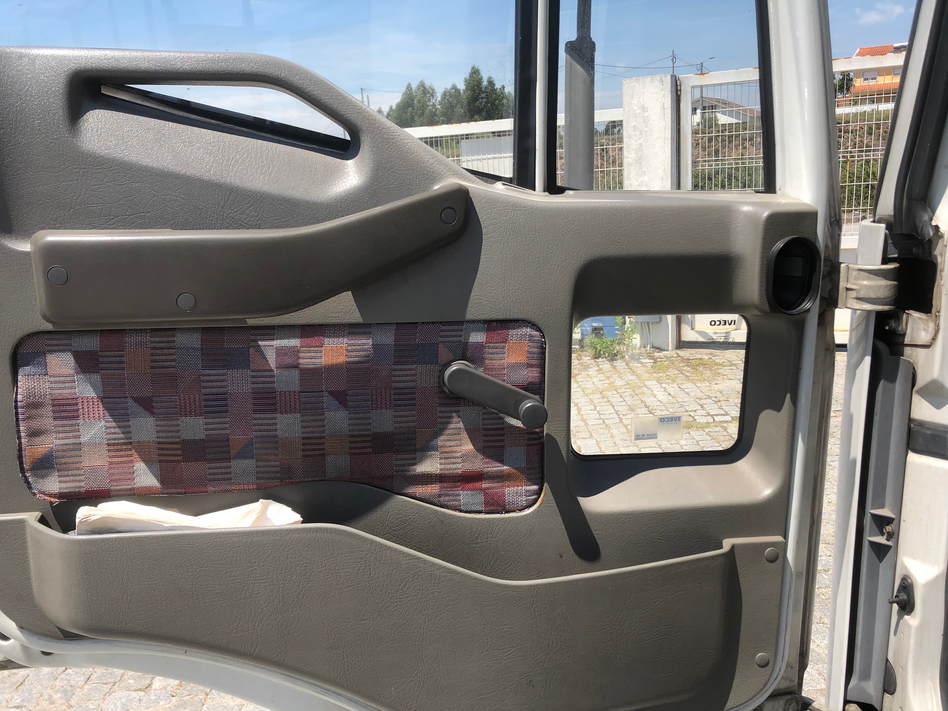 Iveco Eurocargo 80 E 15 · Ano 1997 — imagen 18