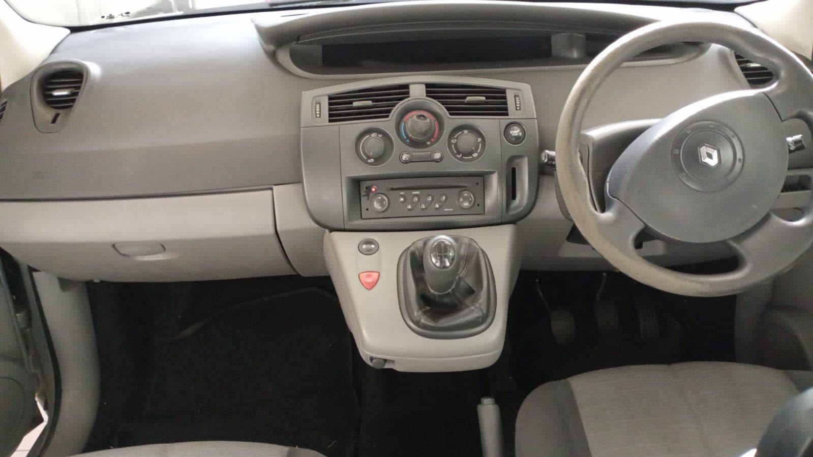 Renault Scenic — imagen 9