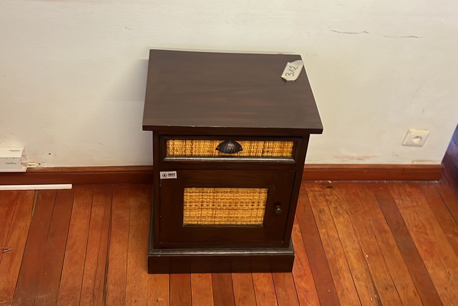Mobilier (salle 4) — image 5