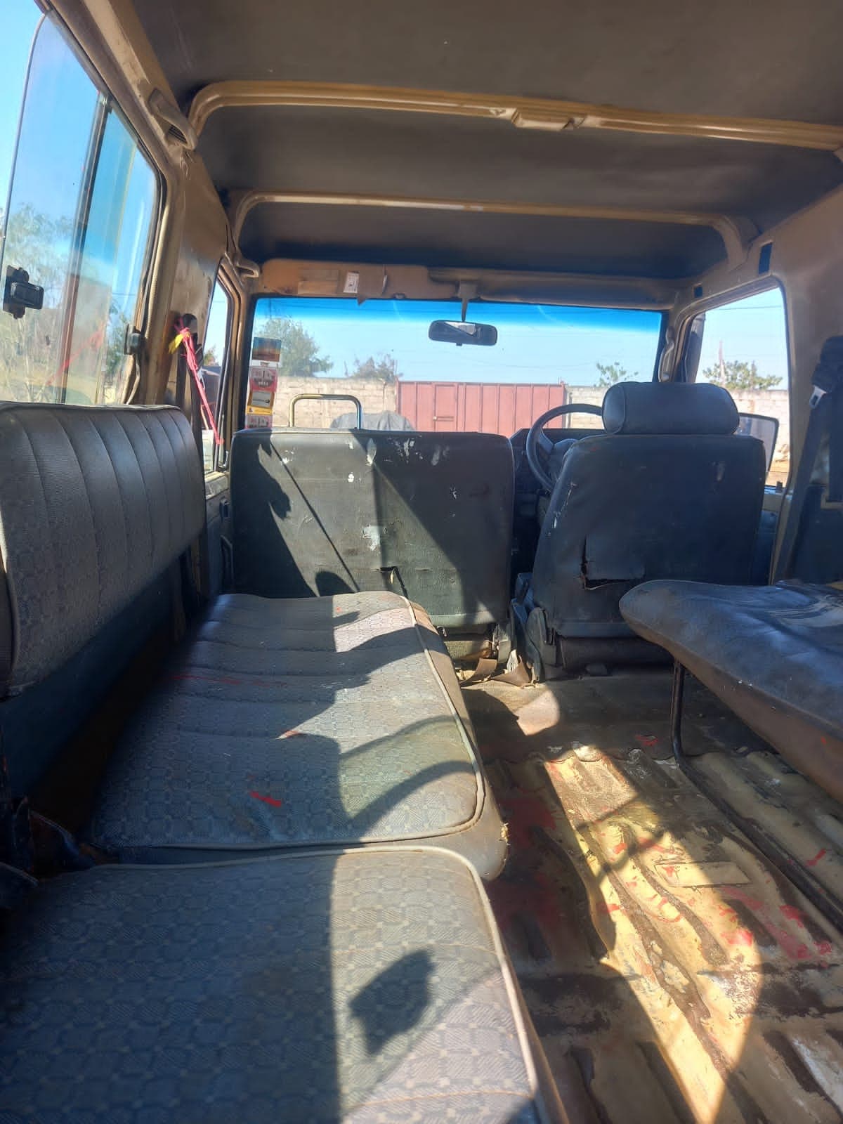 Toyota Landcruiser — imagen 7
