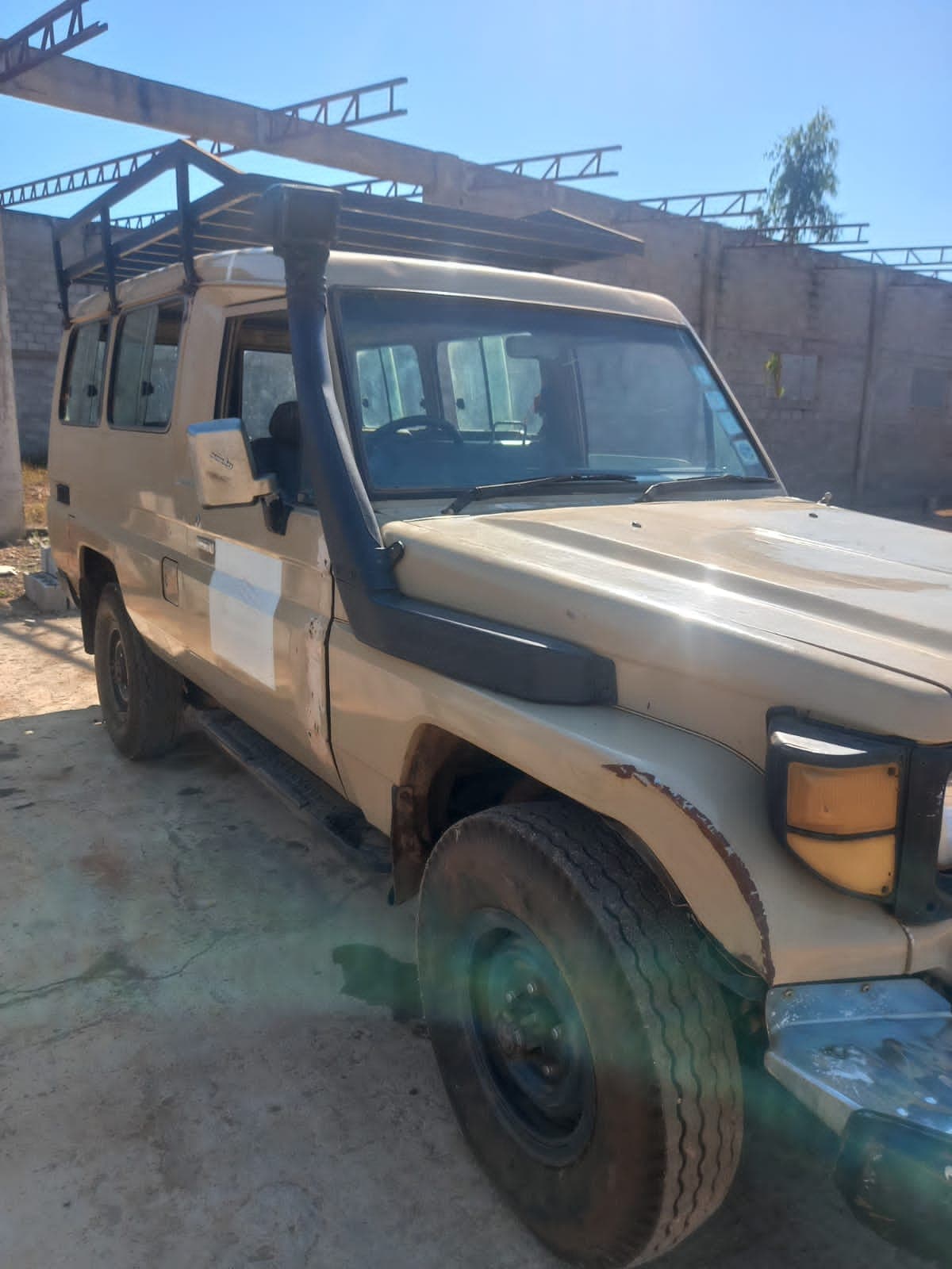 Toyota Landcruiser — imagen 13