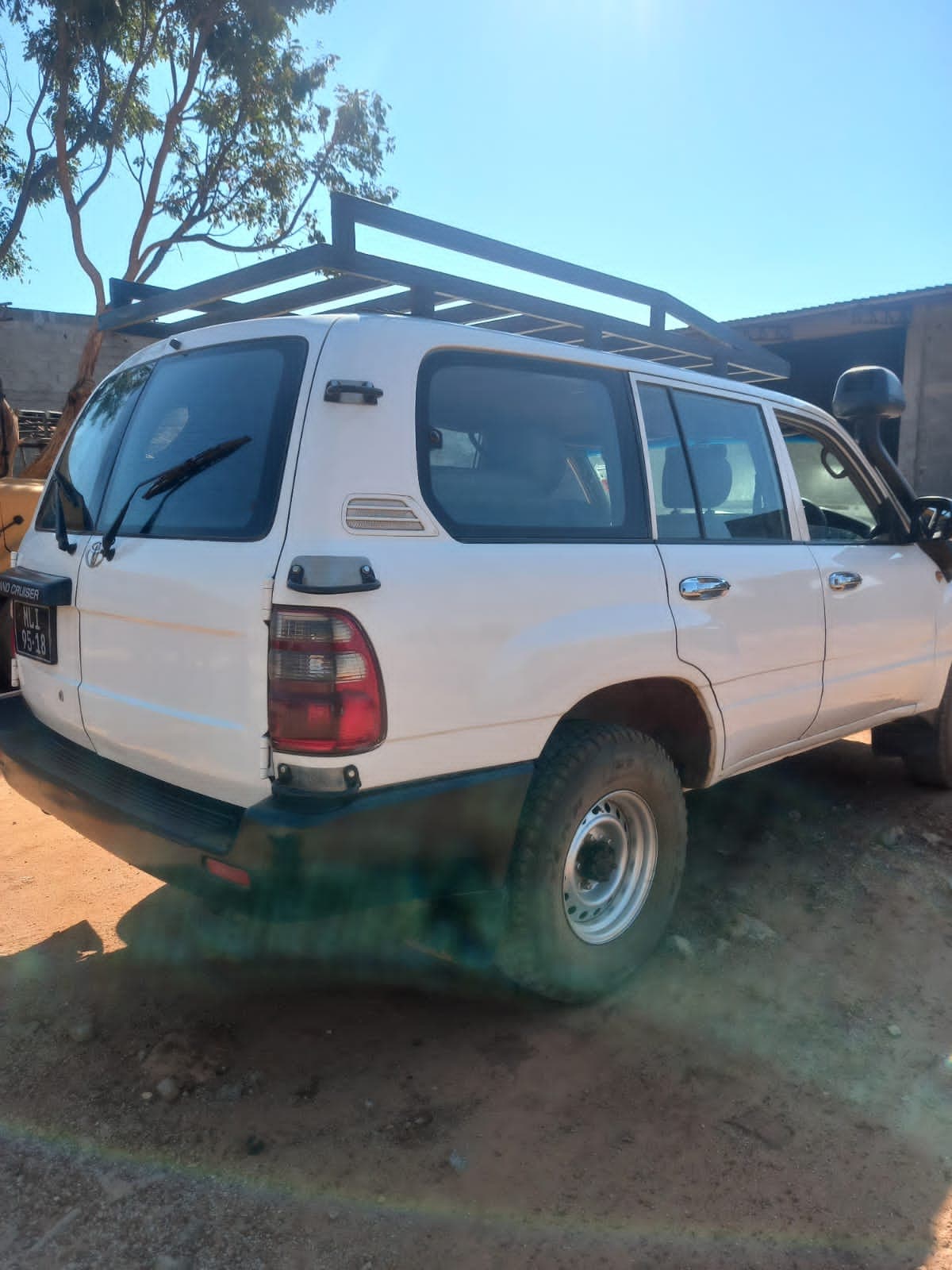Toyota Landcruiser — imagen 2