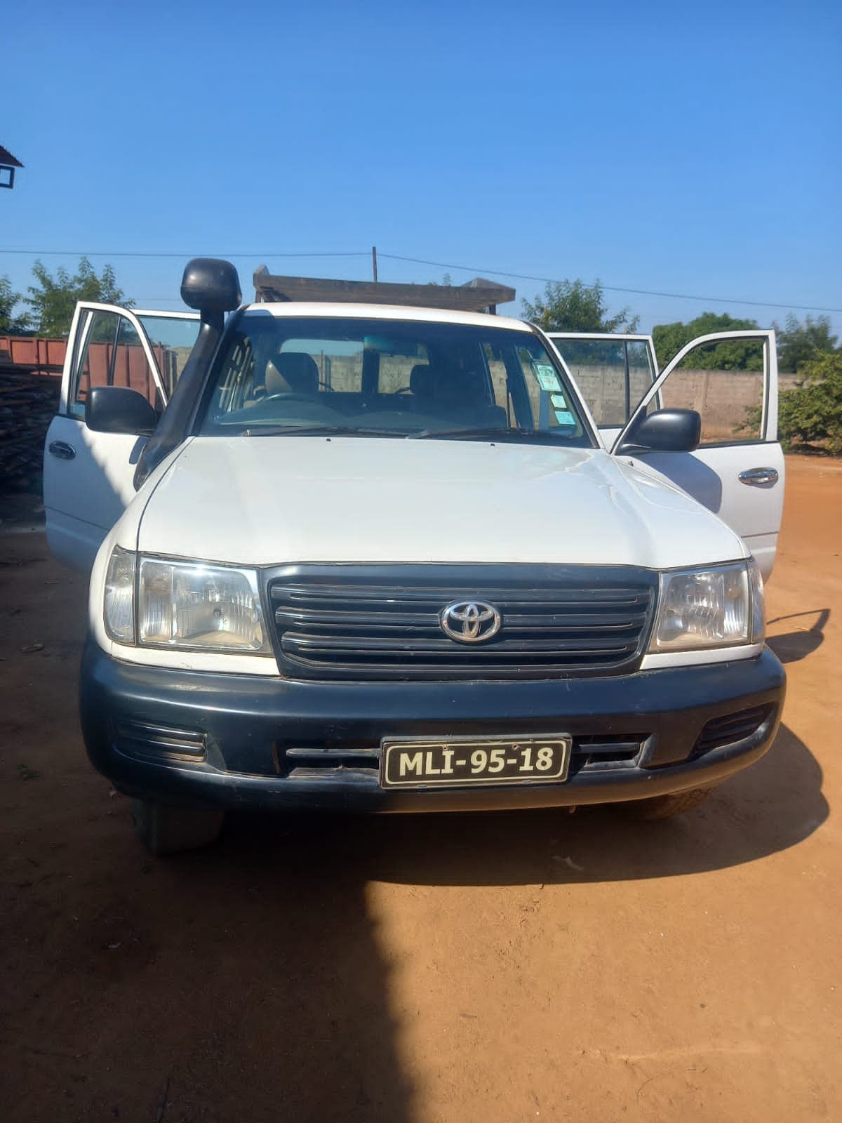 Toyota Landcruiser — imagen 3