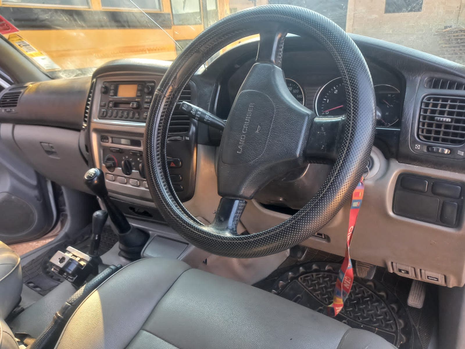 Toyota Landcruiser — imagen 8