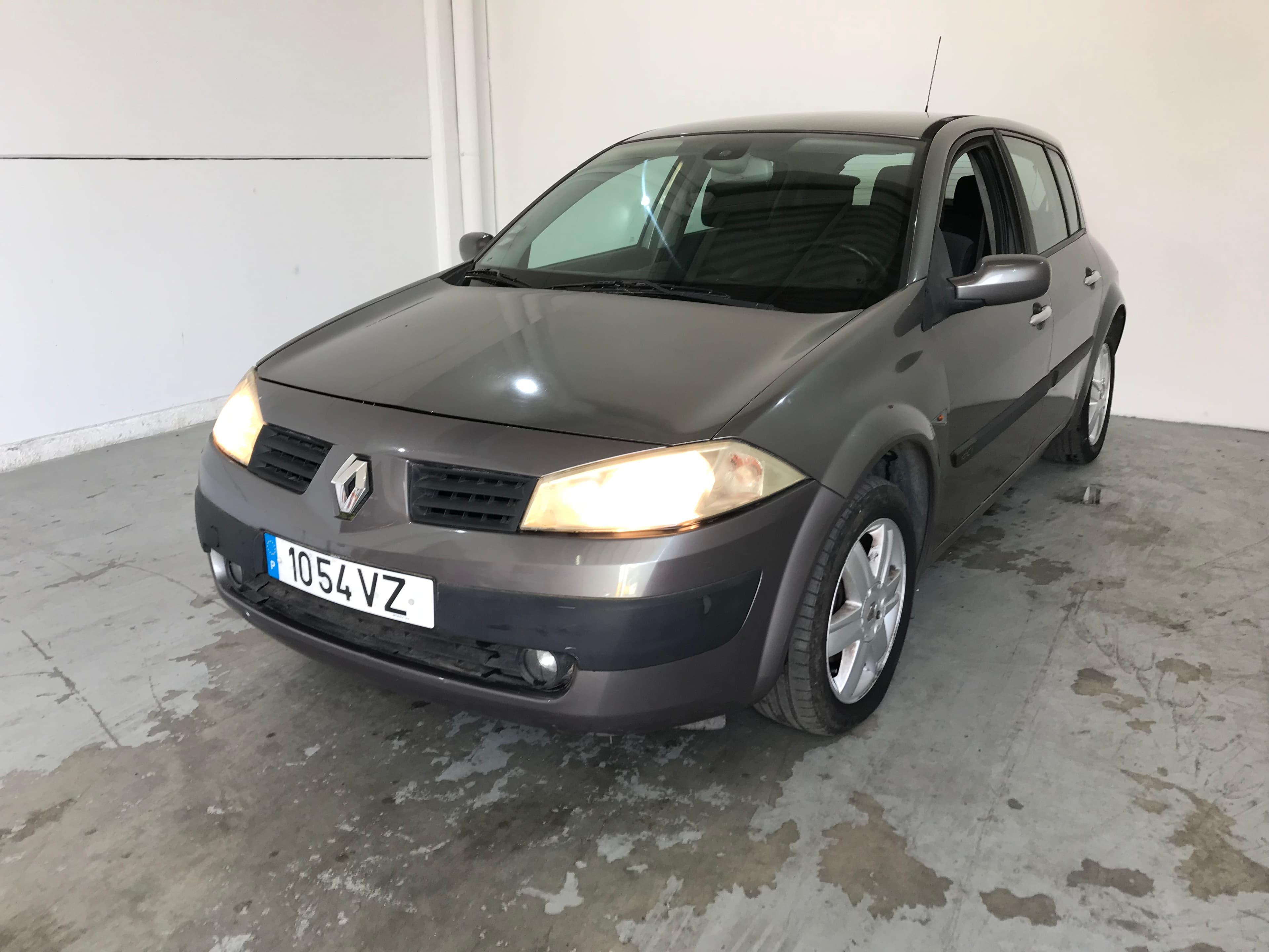 Renault Mégane 1.5DCI · Ano 2004 — imagem 1