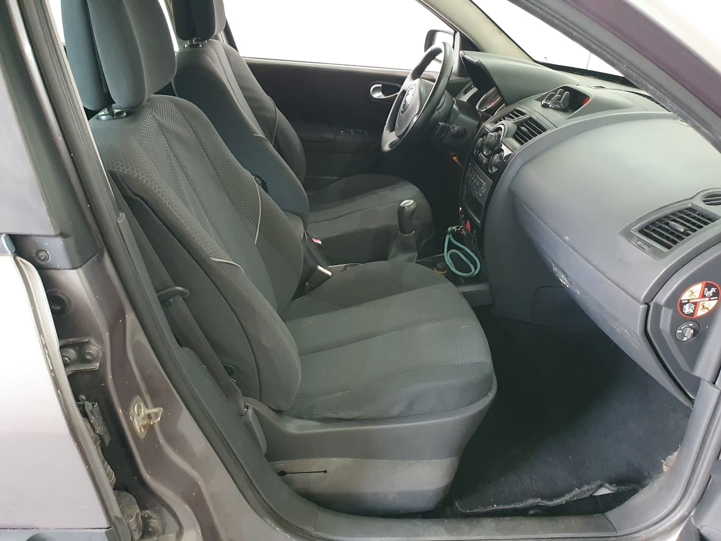 Renault Mégane 1.5DCI · Ano 2004 — imagem 25