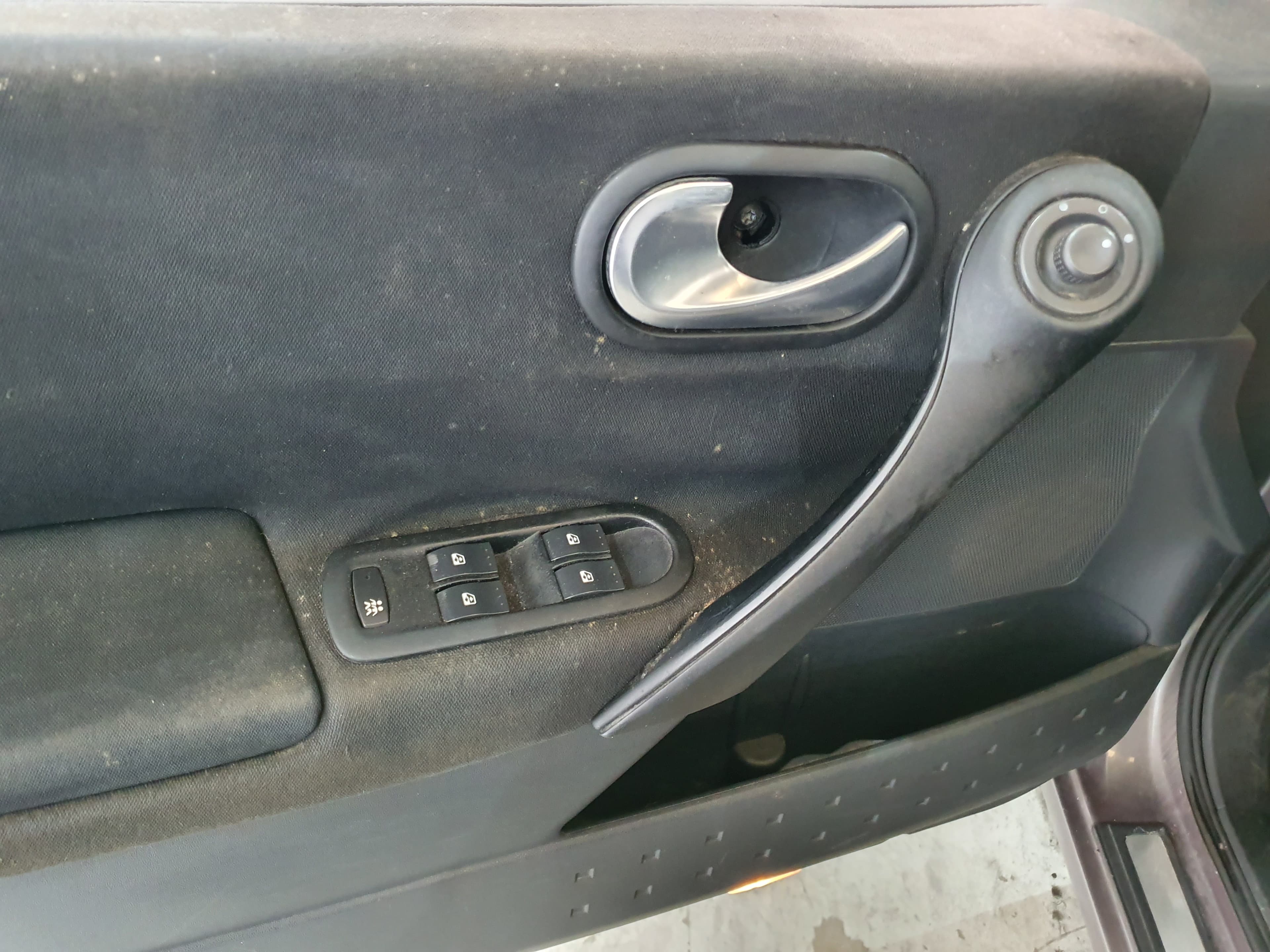 Renault Mégane 1.5DCI · Ano 2004 — imagem 21