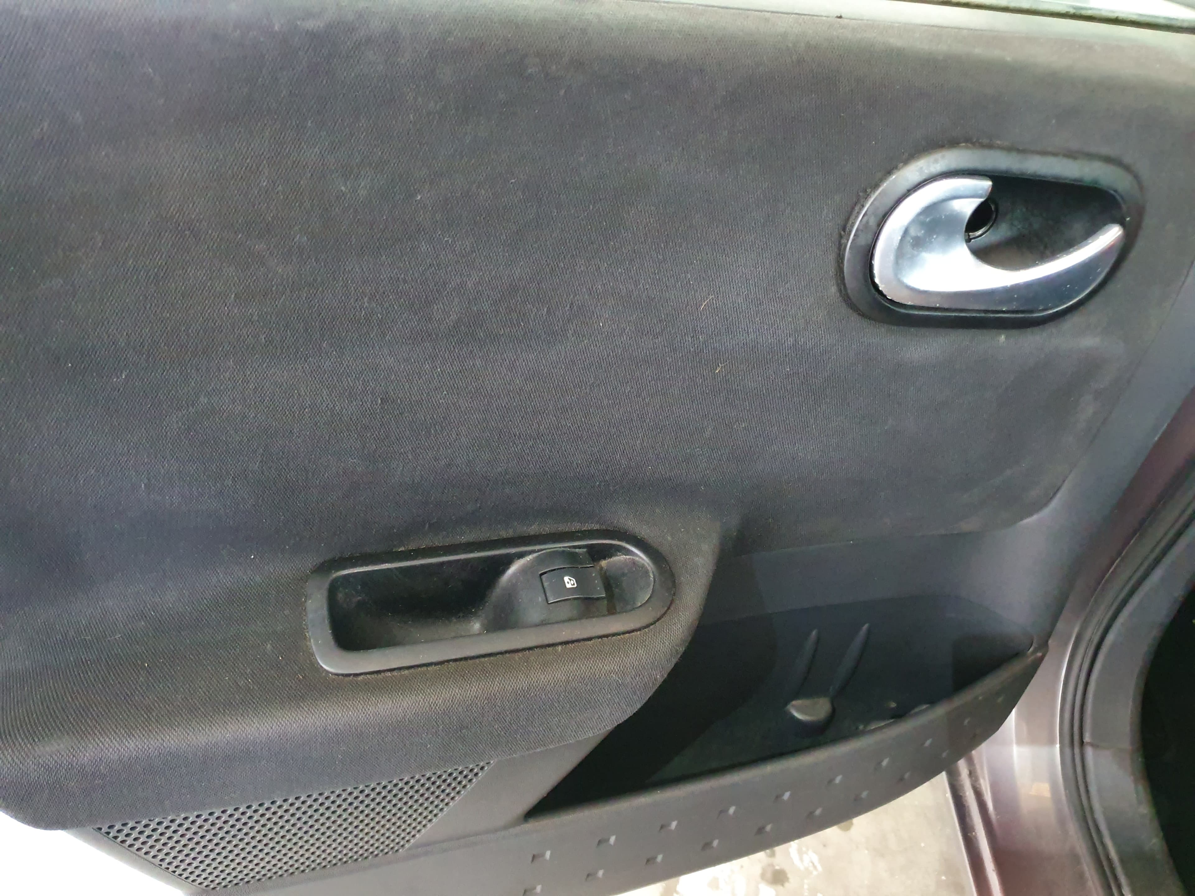 Renault Mégane 1.5DCI · Ano 2004 — imagem 33