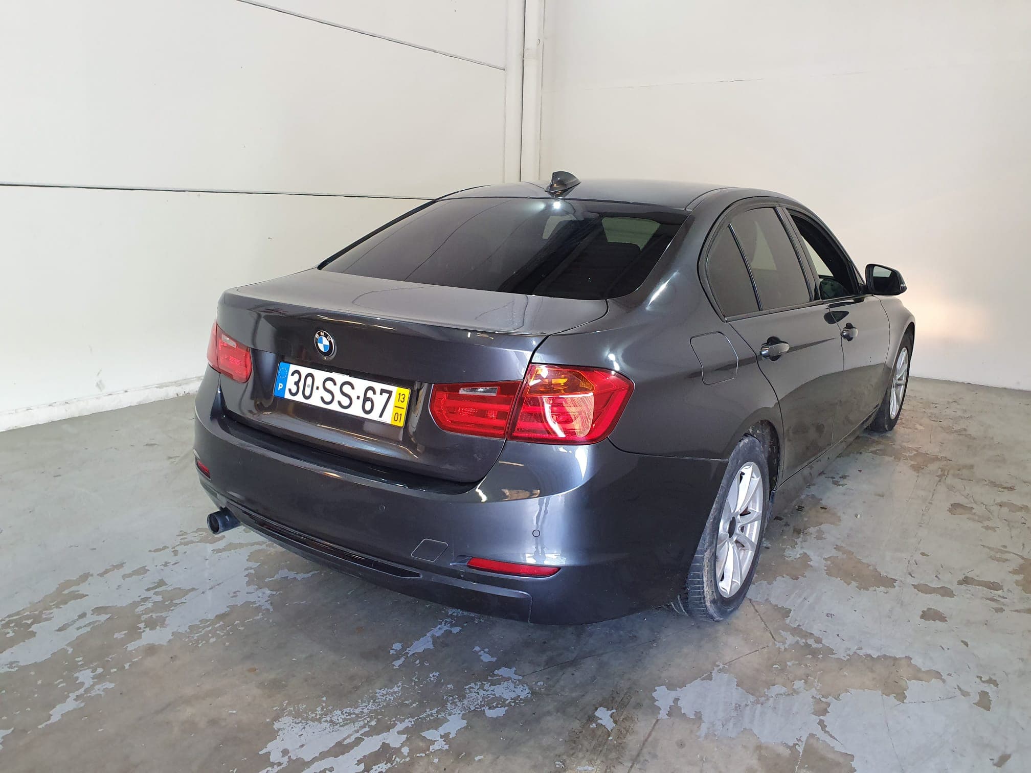 BMW 320D · Ano 2013 — imagem 3