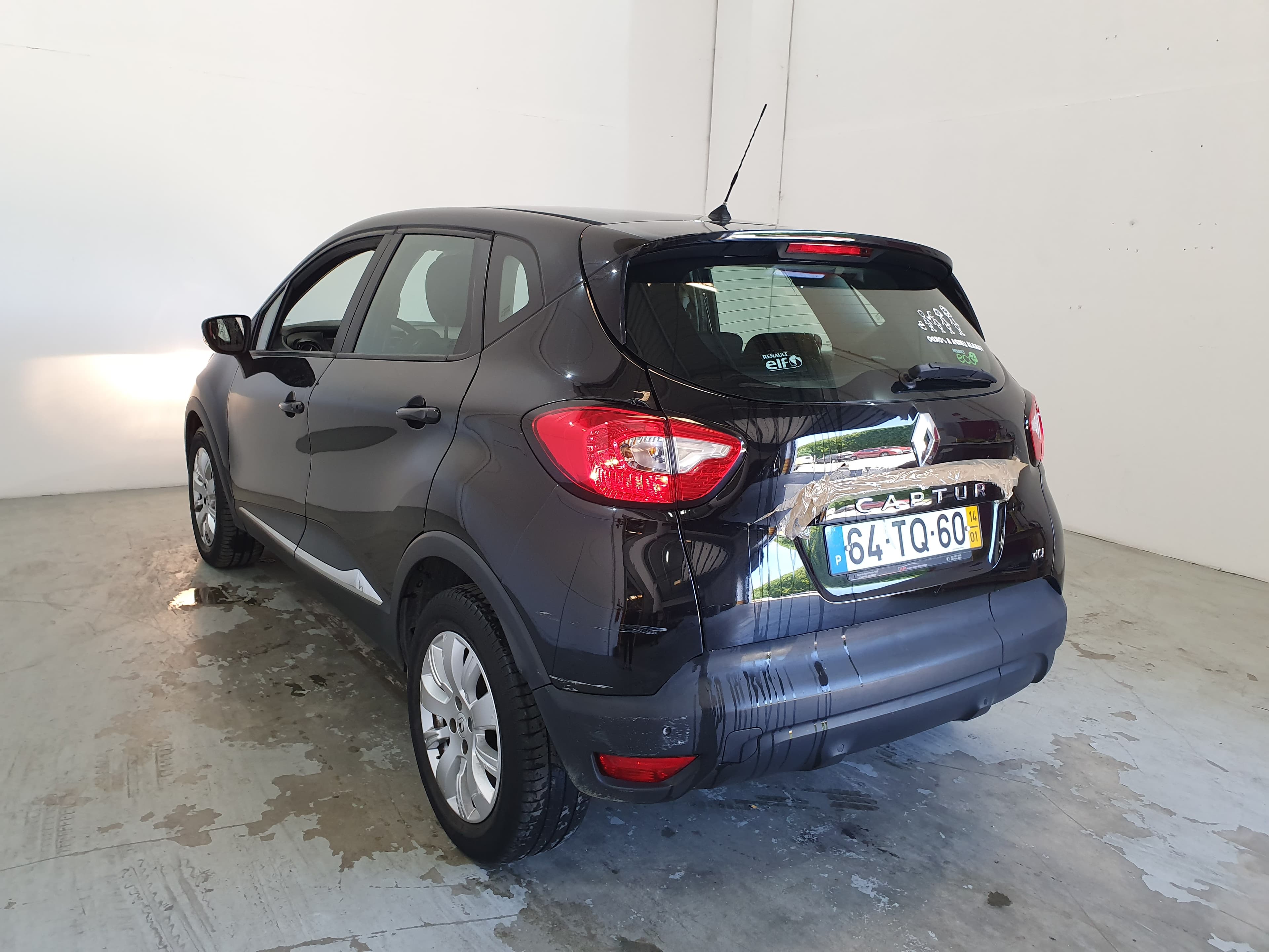 Renault Captur 1.5 DCI · Ano 2014 — imagen 4