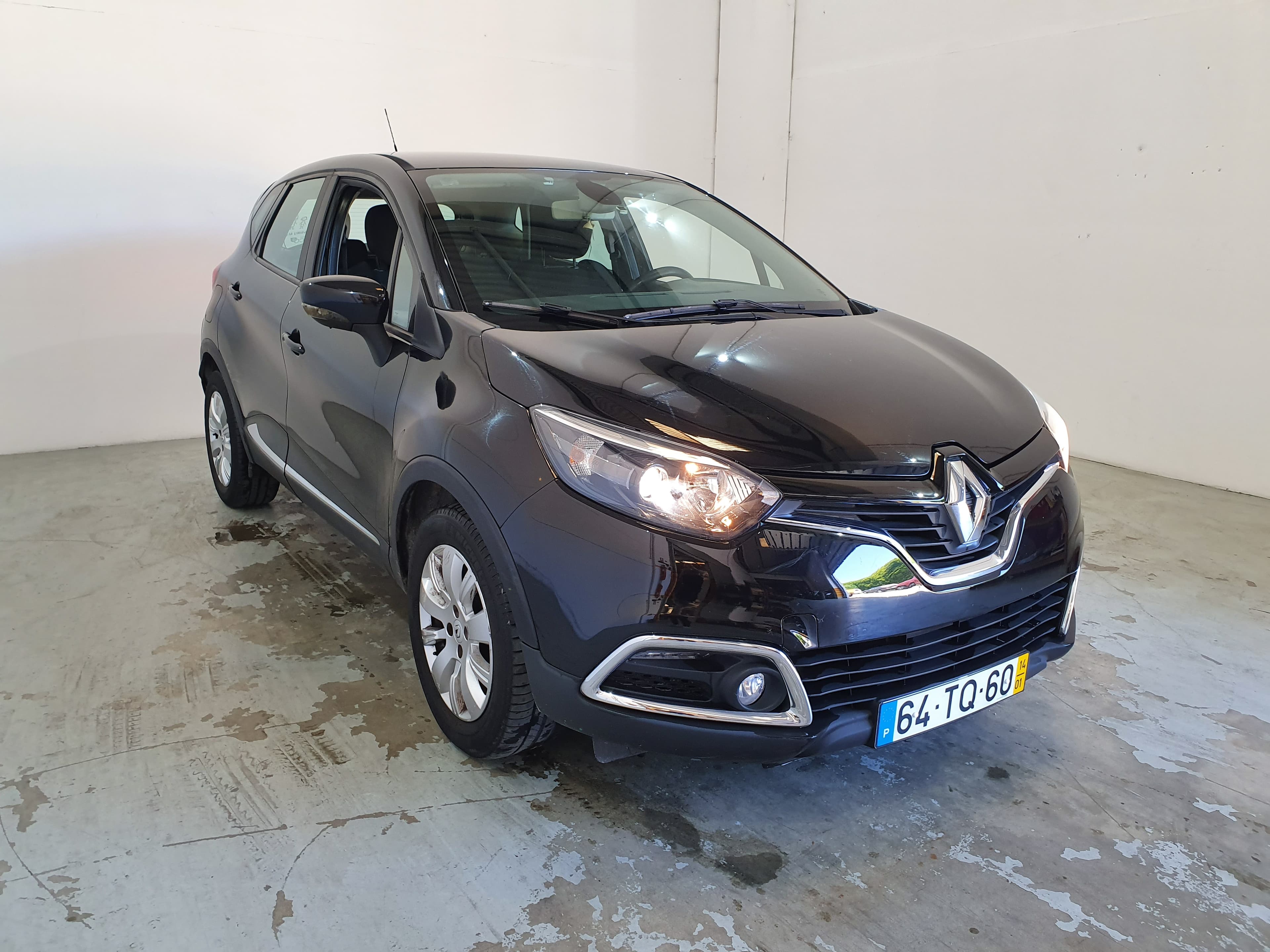 Renault Captur 1.5 DCI · Ano 2014 — imagen 3