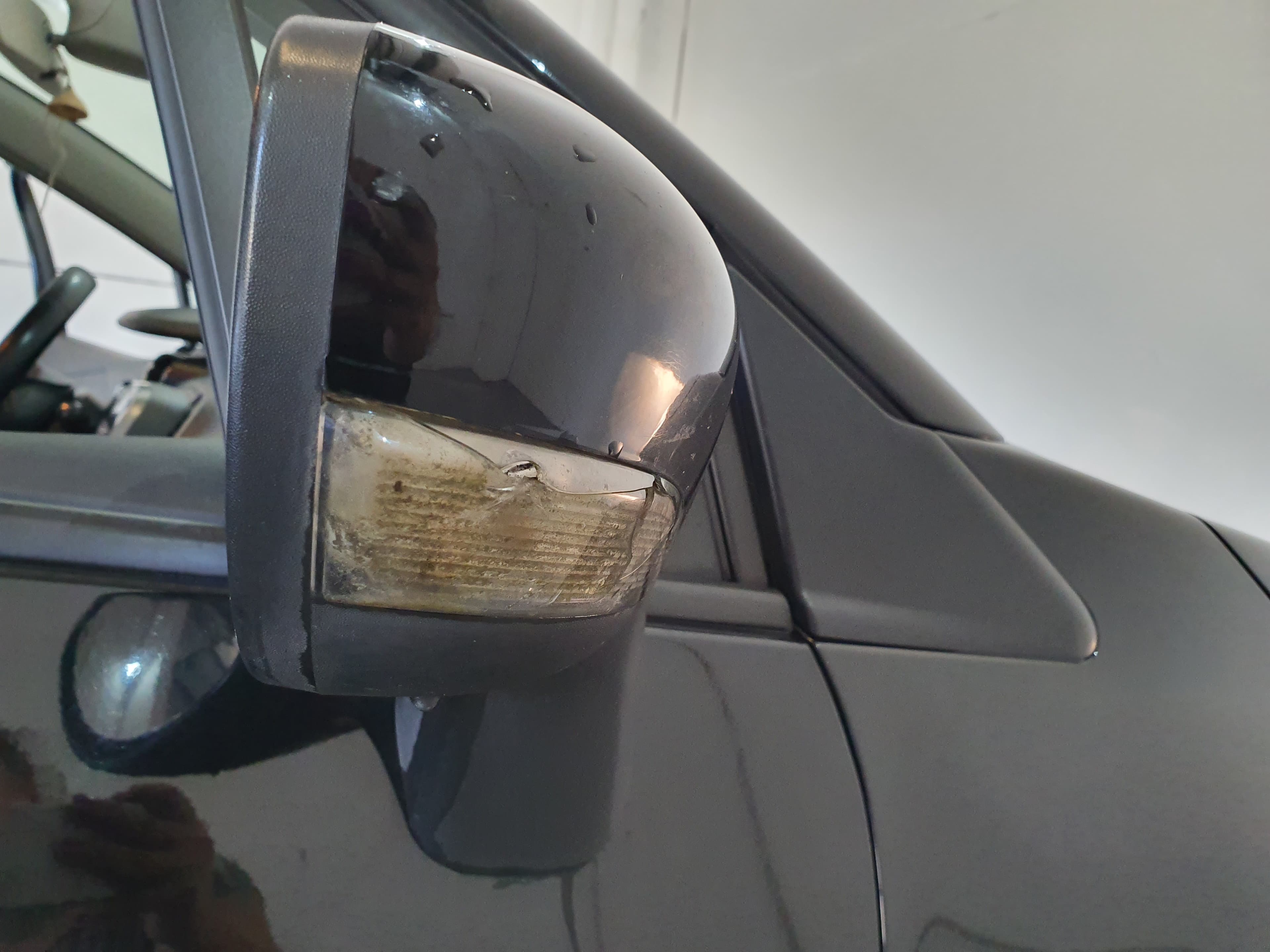 Renault Captur 1.5 DCI · Ano 2014 — imagen 14