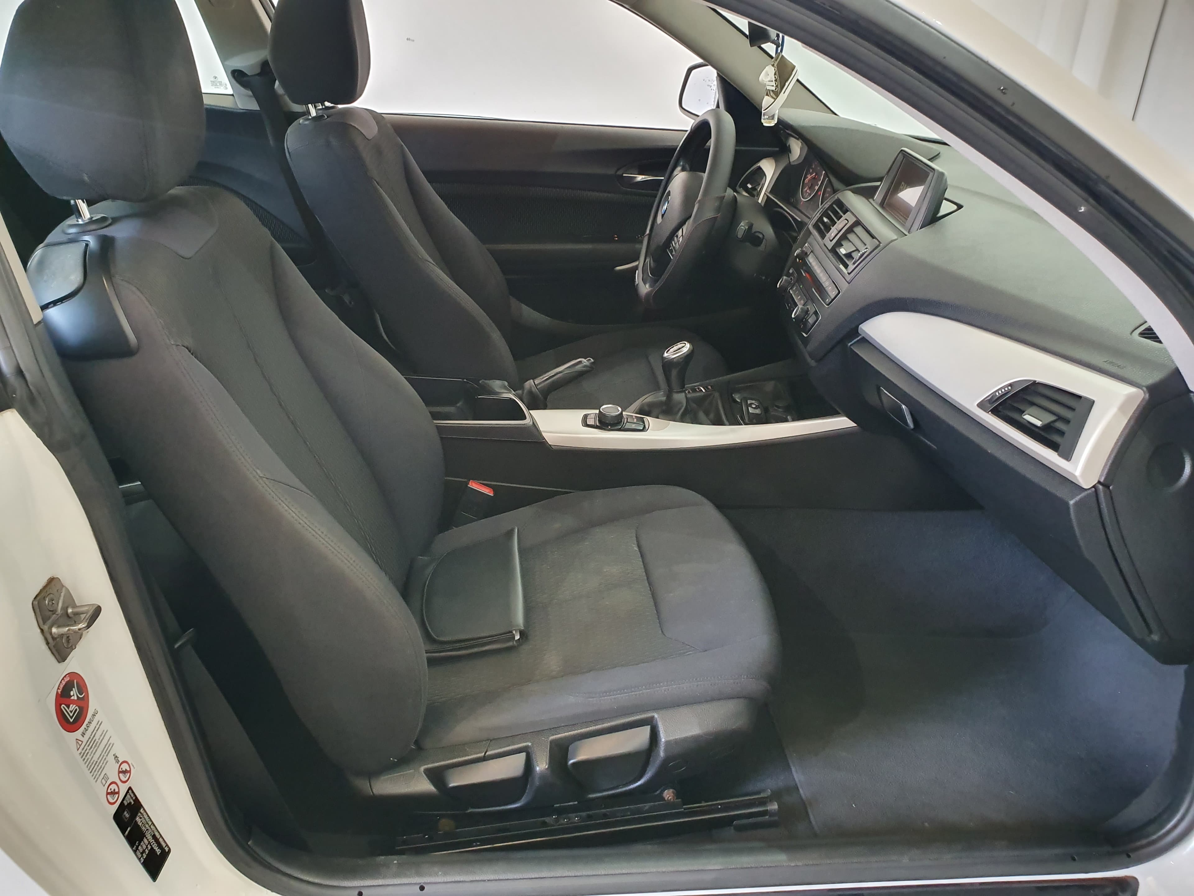 BMW 220D Coupé · Ano 2014 — imagem 20