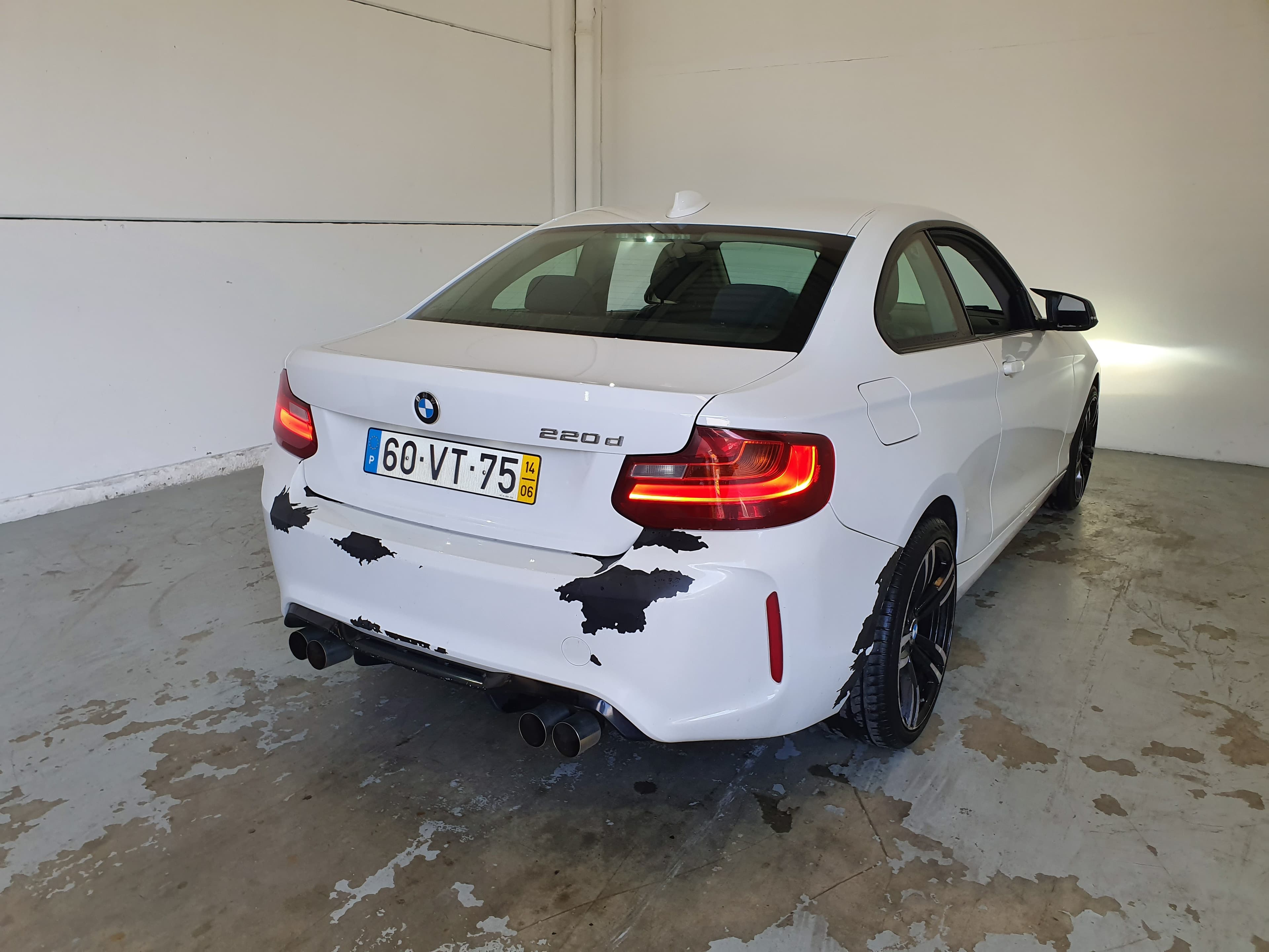 BMW 220D Coupé · Ano 2014 — imagem 7