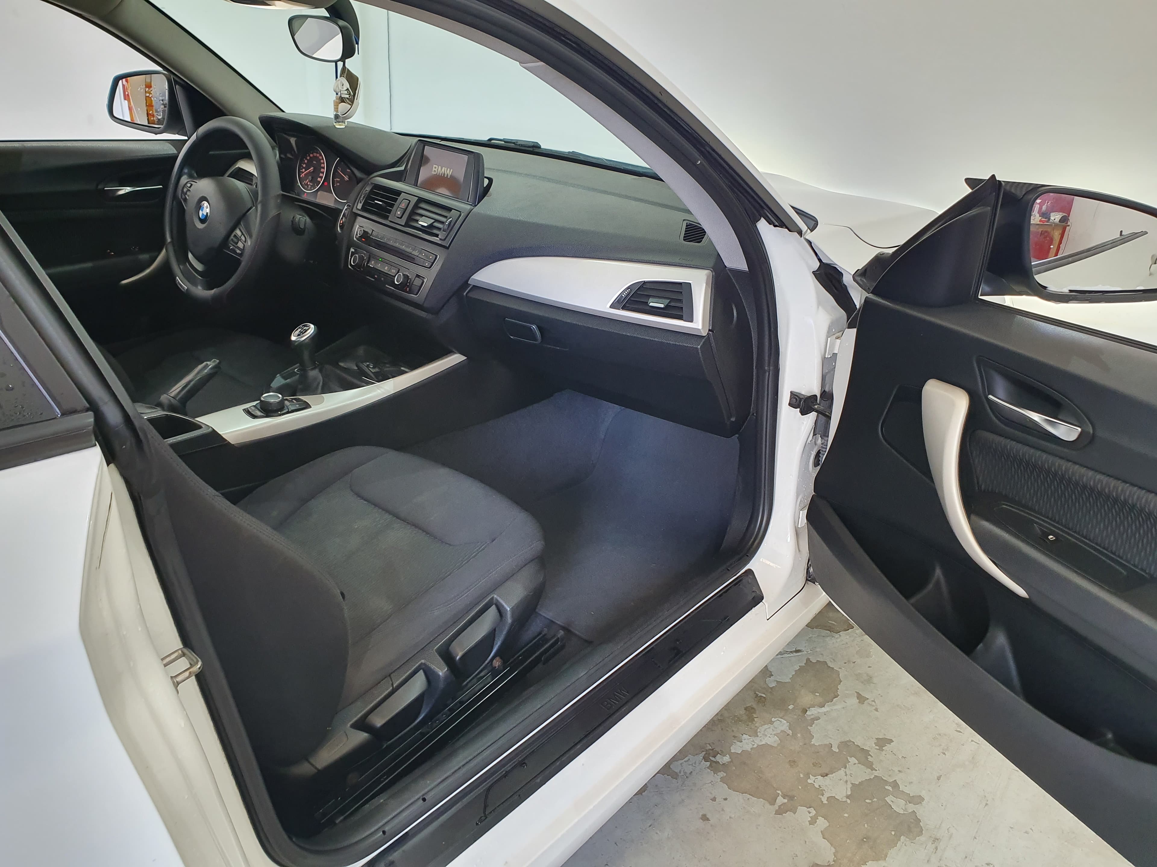 BMW 220D Coupé · Ano 2014 — imagem 18