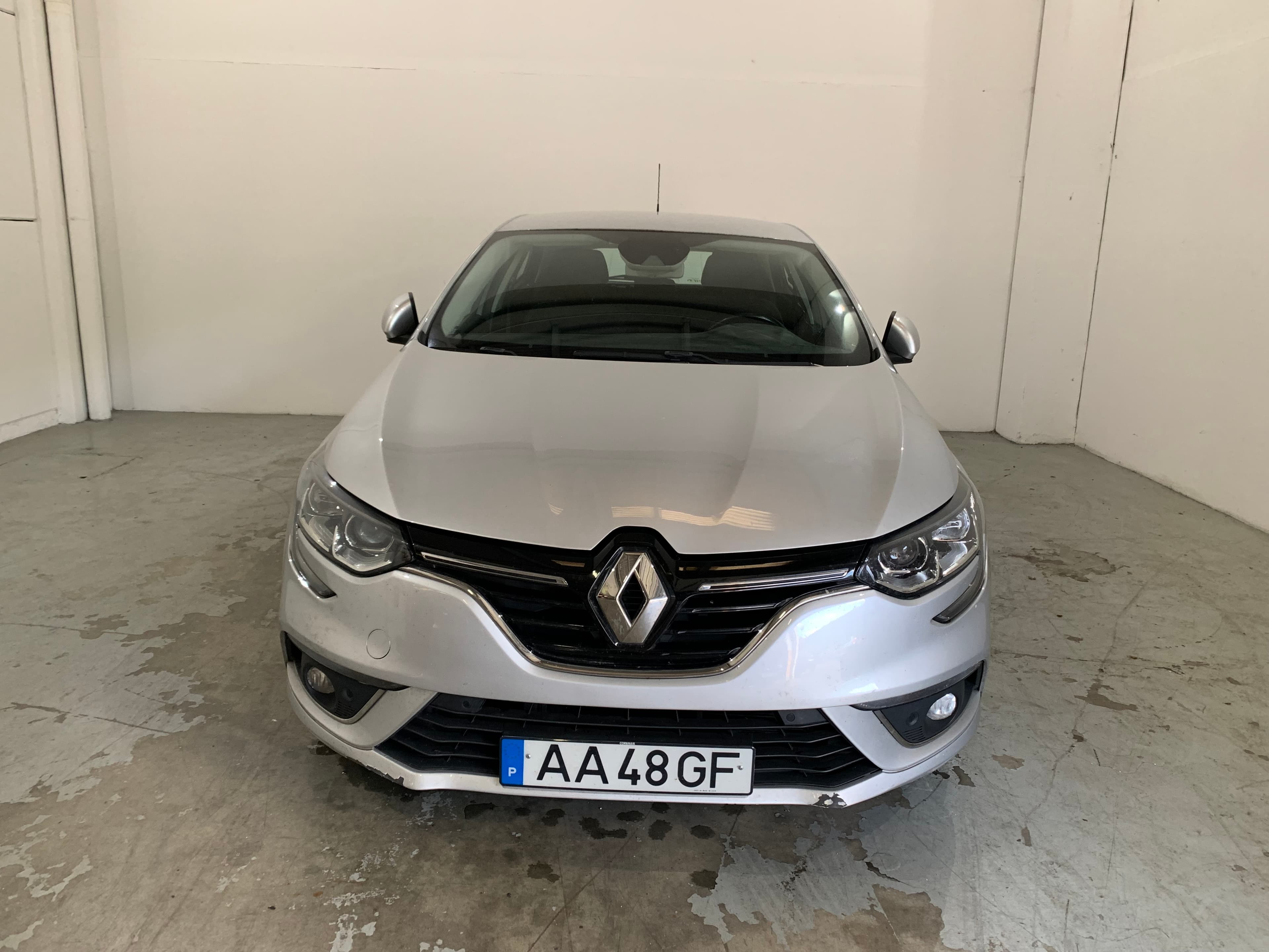 Renault Mégane 1.5 · Ano 2016 — imagem 3