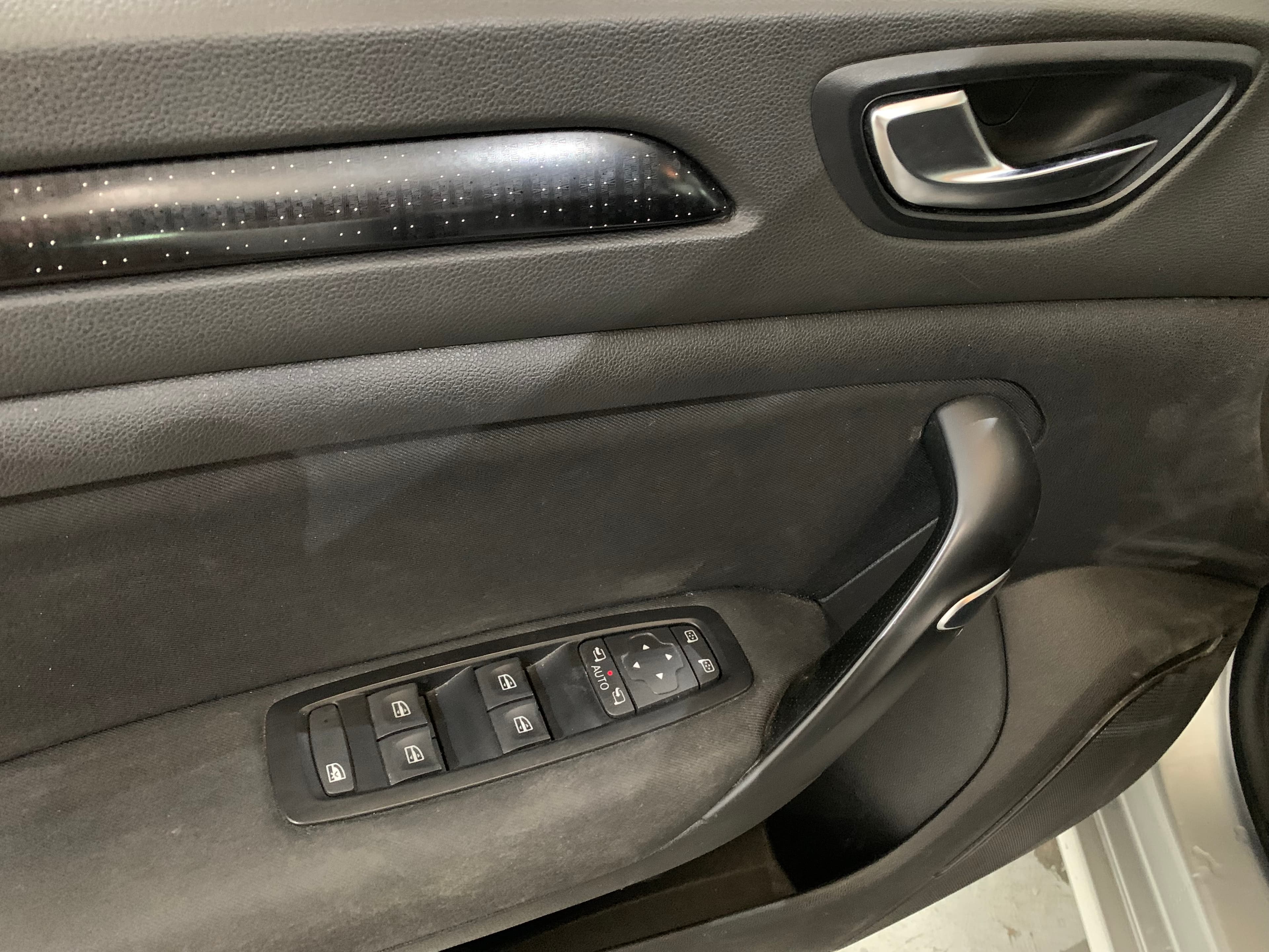 Renault Mégane 1.5 · Ano 2016 — imagem 31