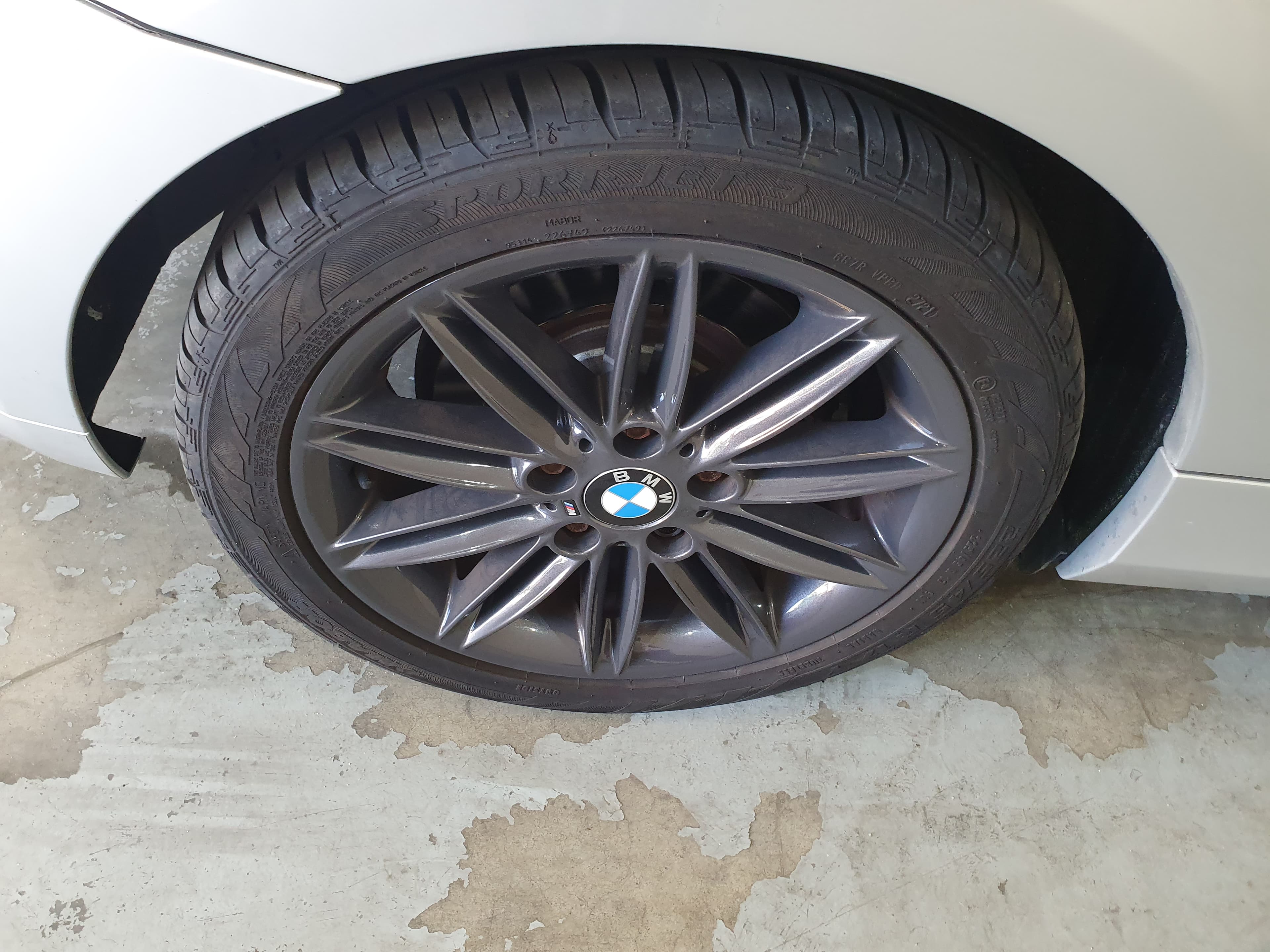 BMW 118D · Ano 2008 — imagem 15