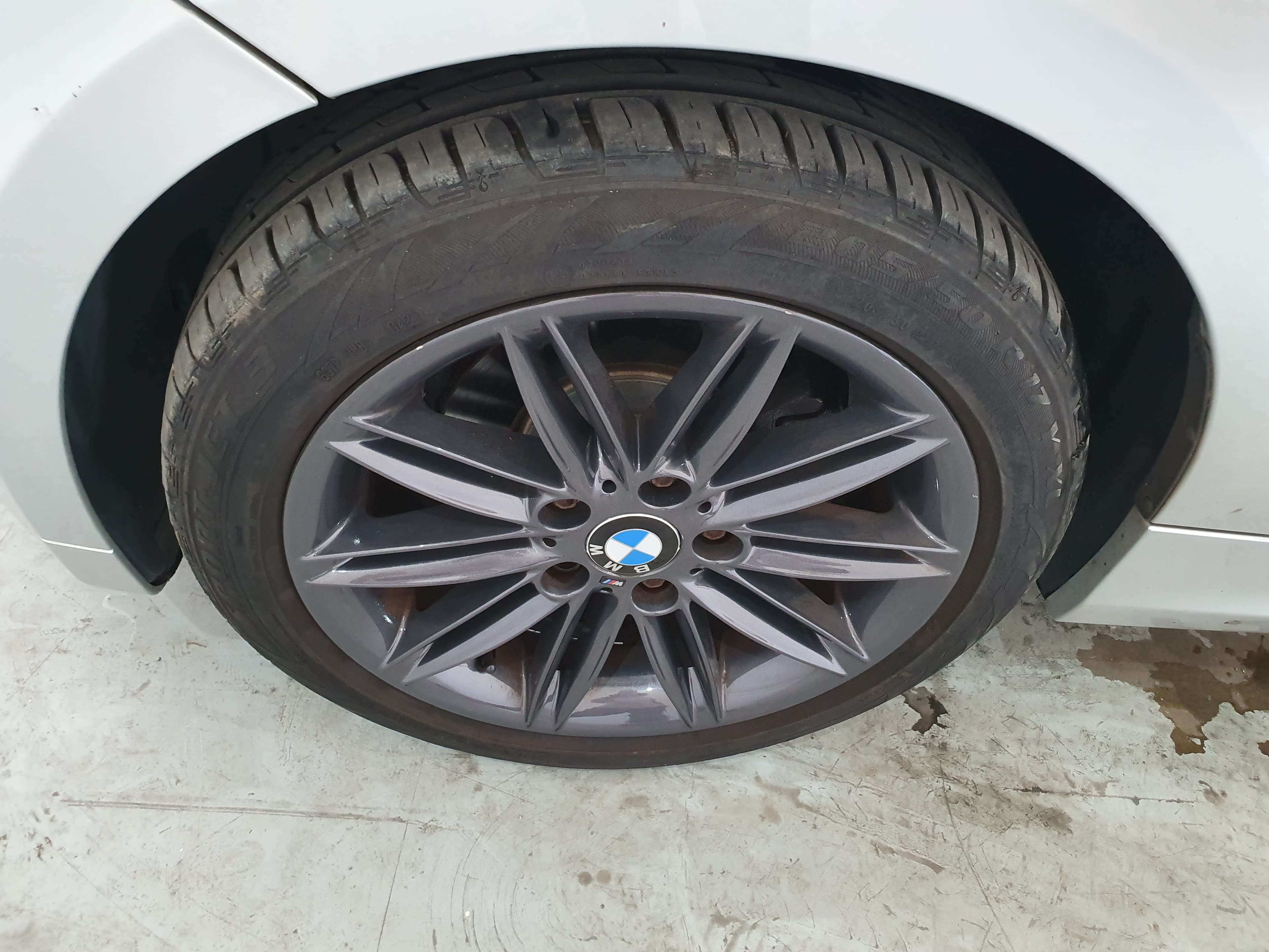 BMW 118D · Ano 2008 — imagem 13