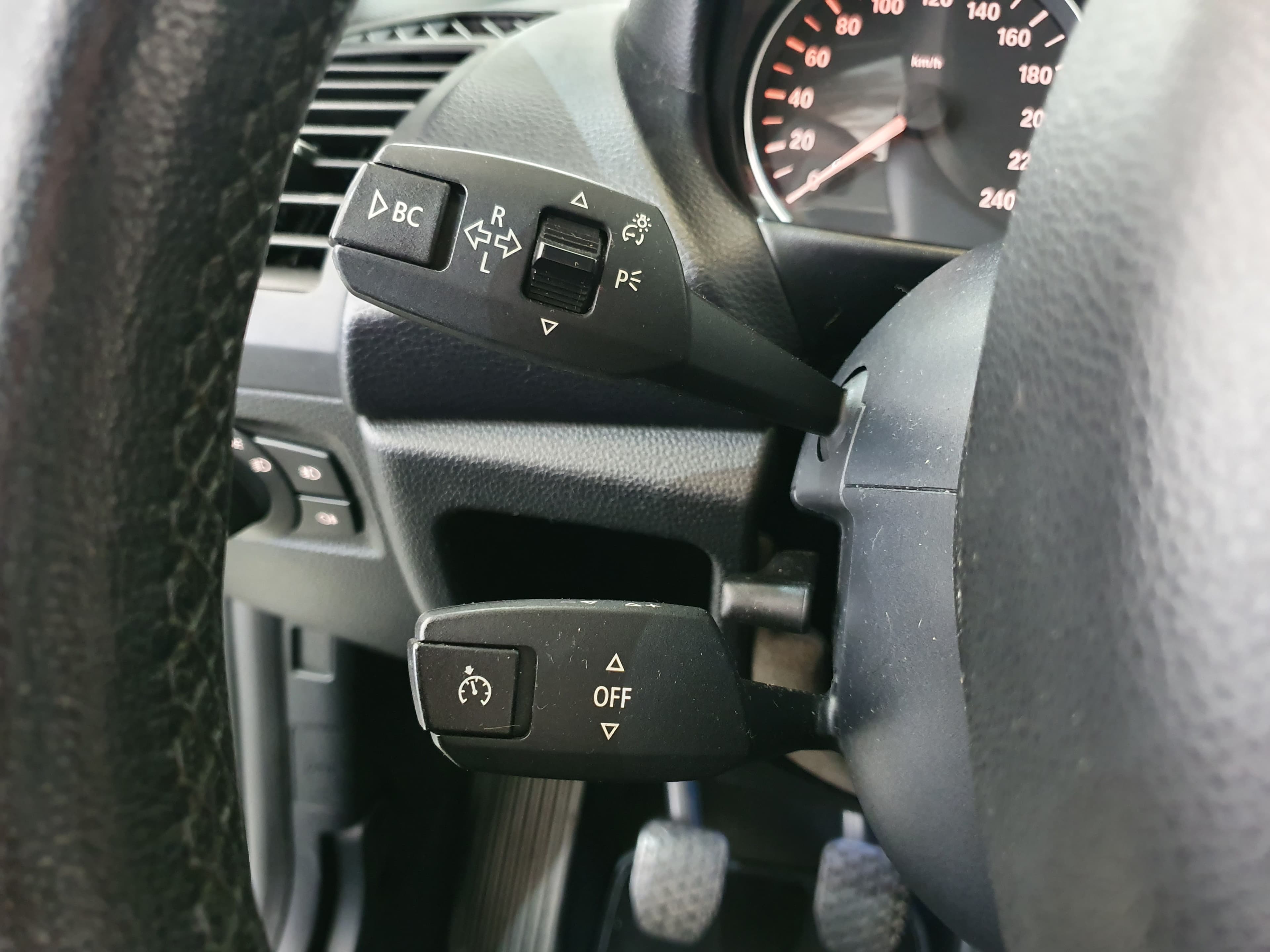 BMW 118D · Ano 2008 — imagem 34