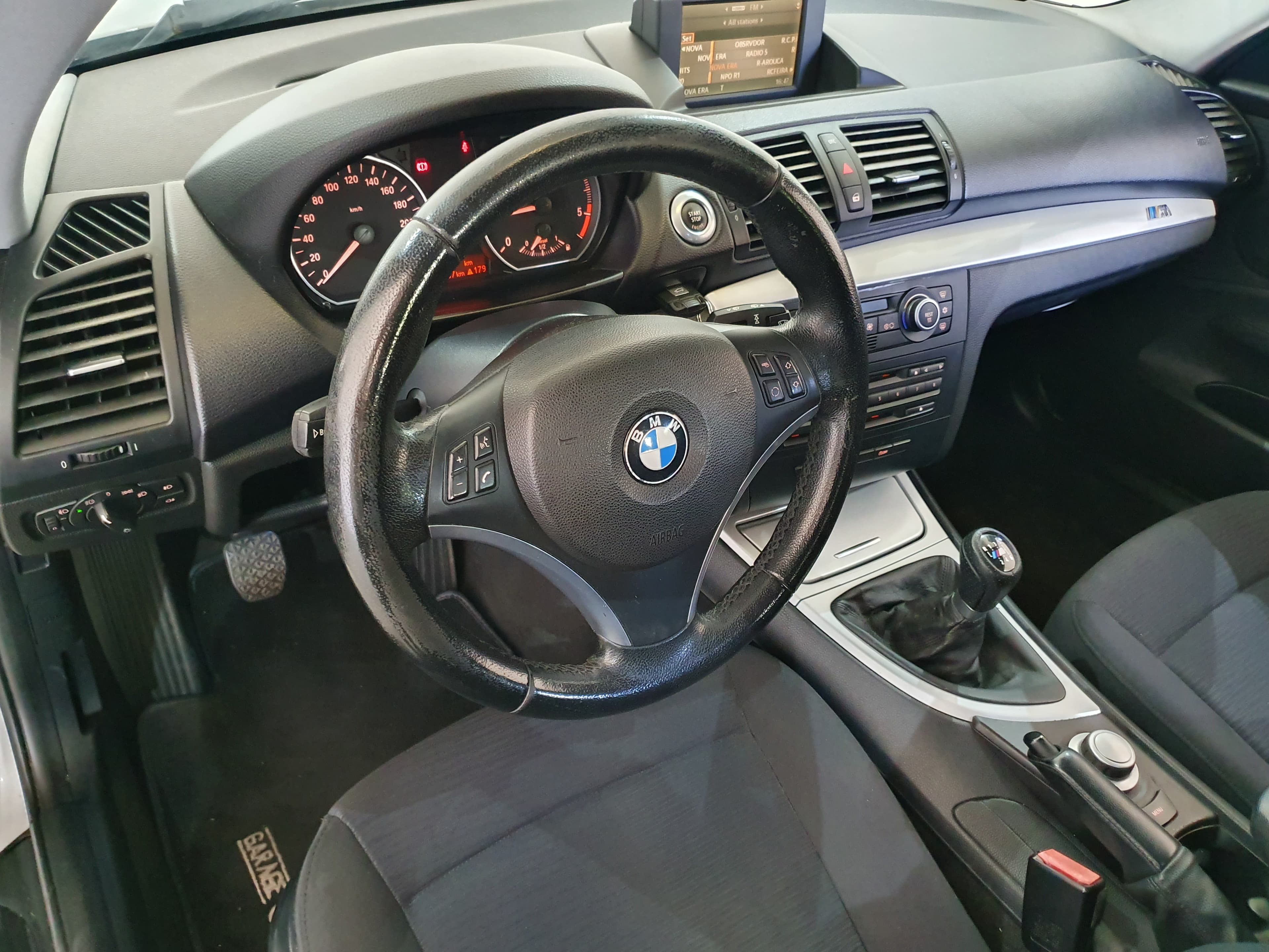 BMW 118D · Ano 2008 — imagem 26