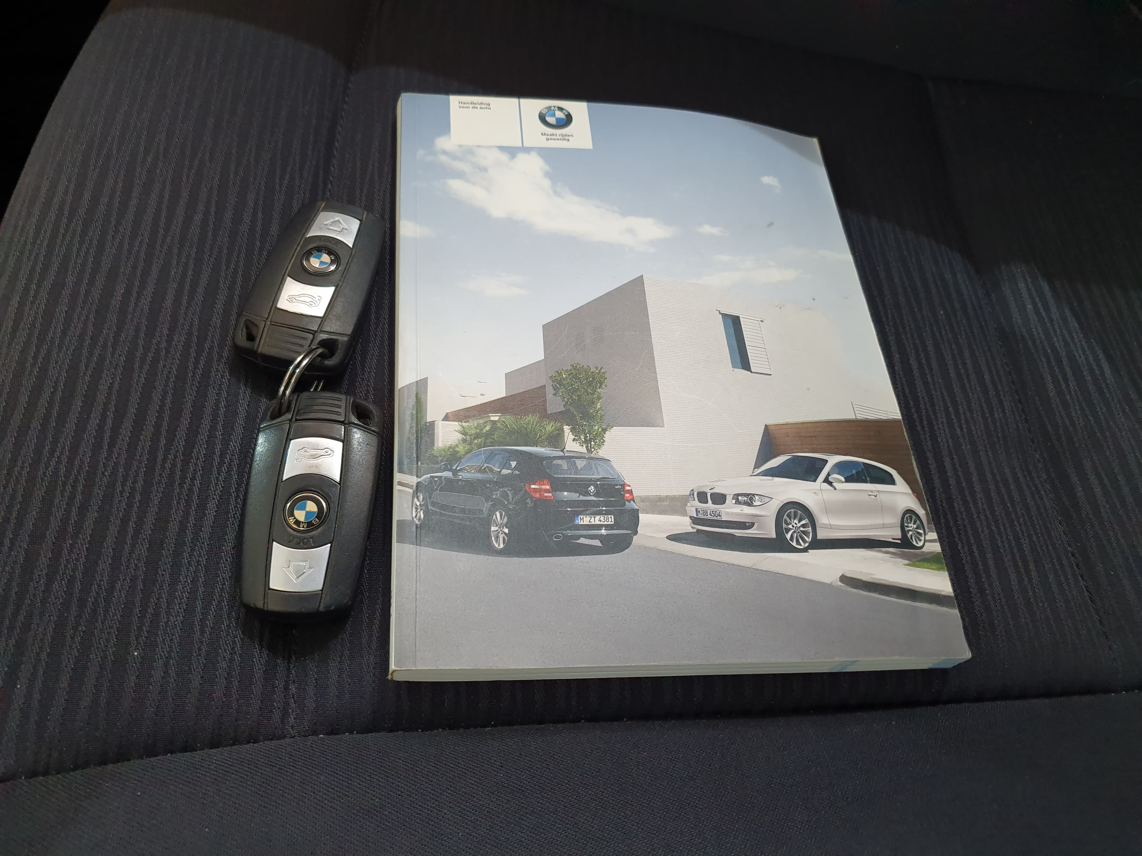 BMW 118D · Ano 2008 — imagem 37