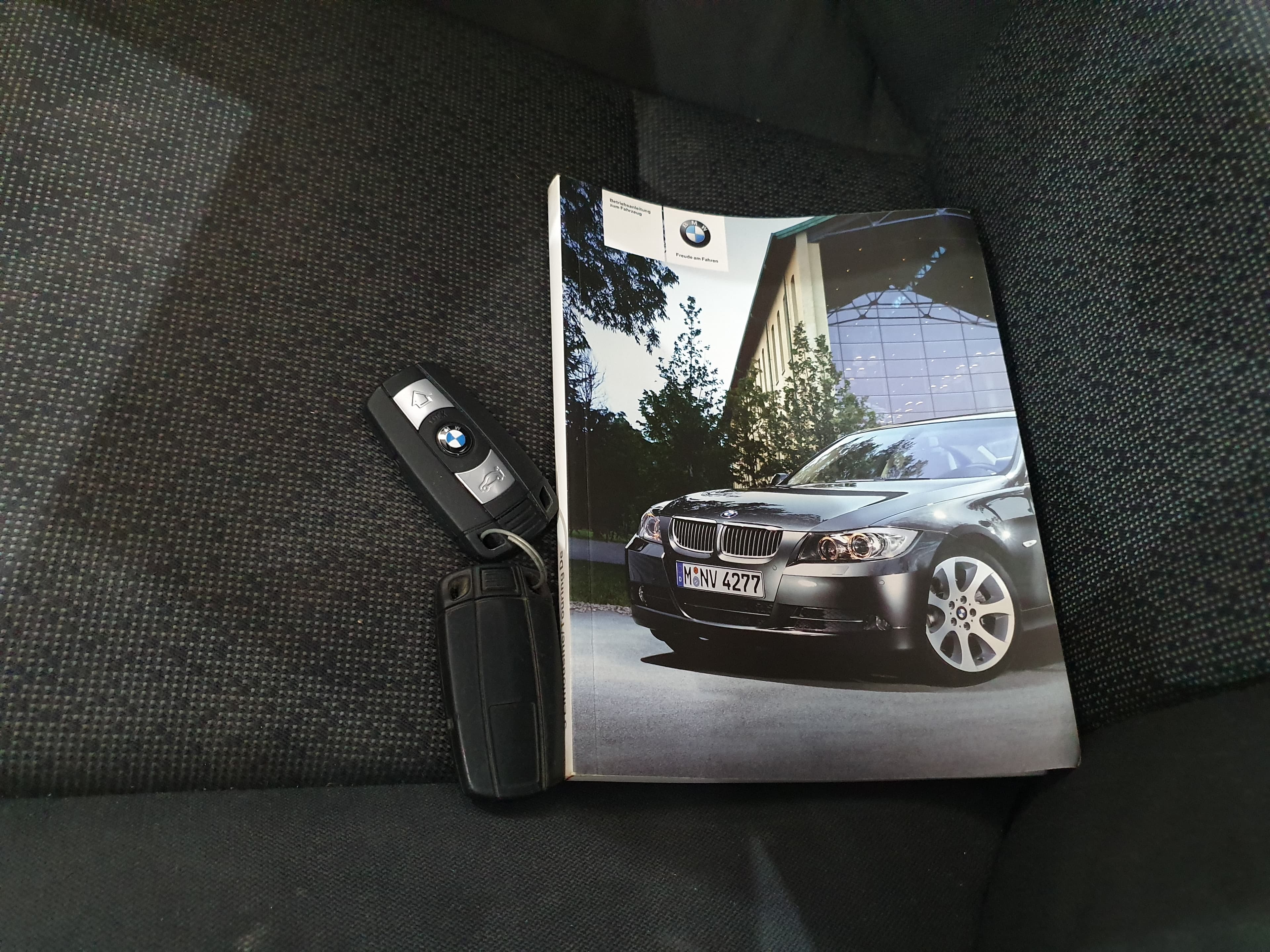 BMW 318D · Ano 2008 — imagem 46