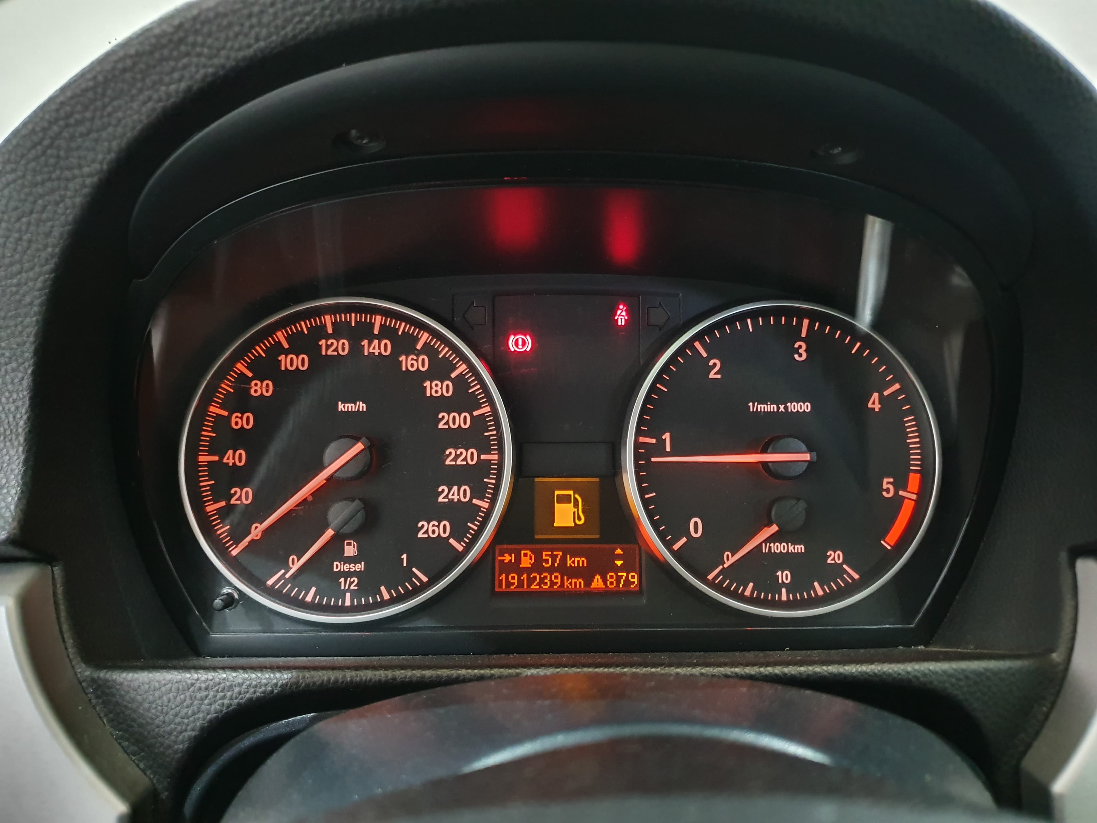 BMW 318D · Ano 2008 — imagem 42