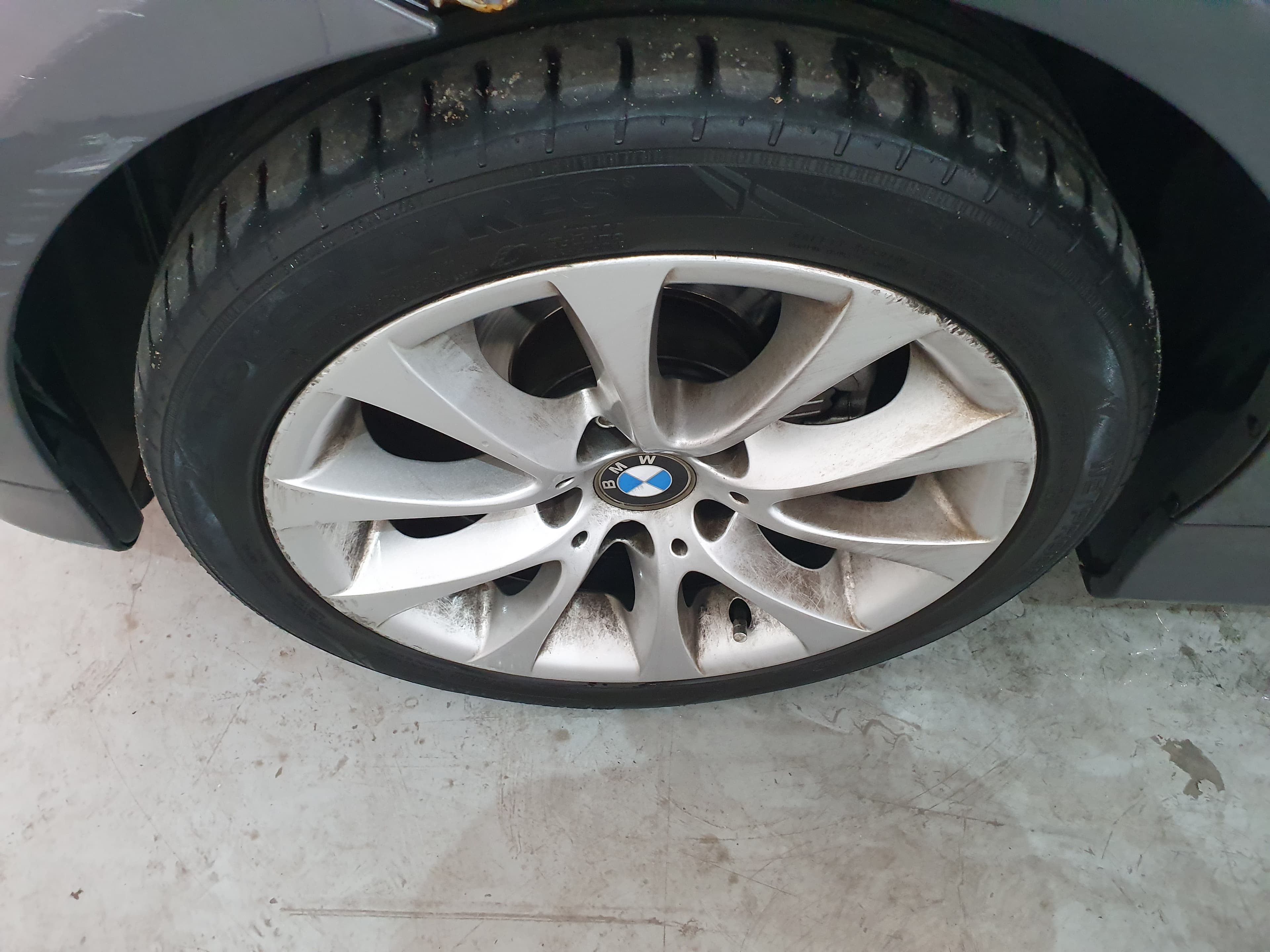 BMW 318D · Ano 2008 — imagem 20