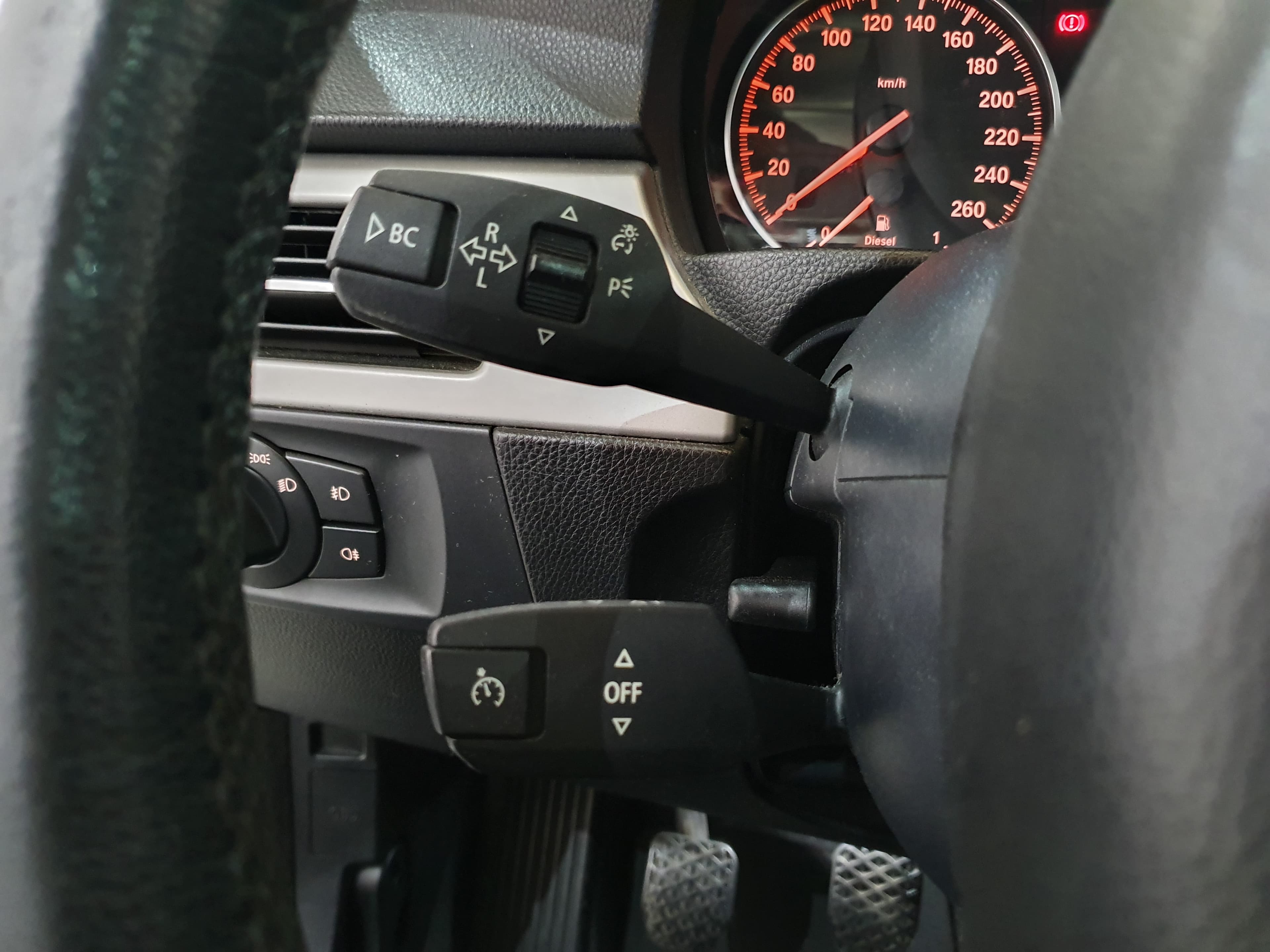 BMW 318D · Ano 2008 — imagem 44