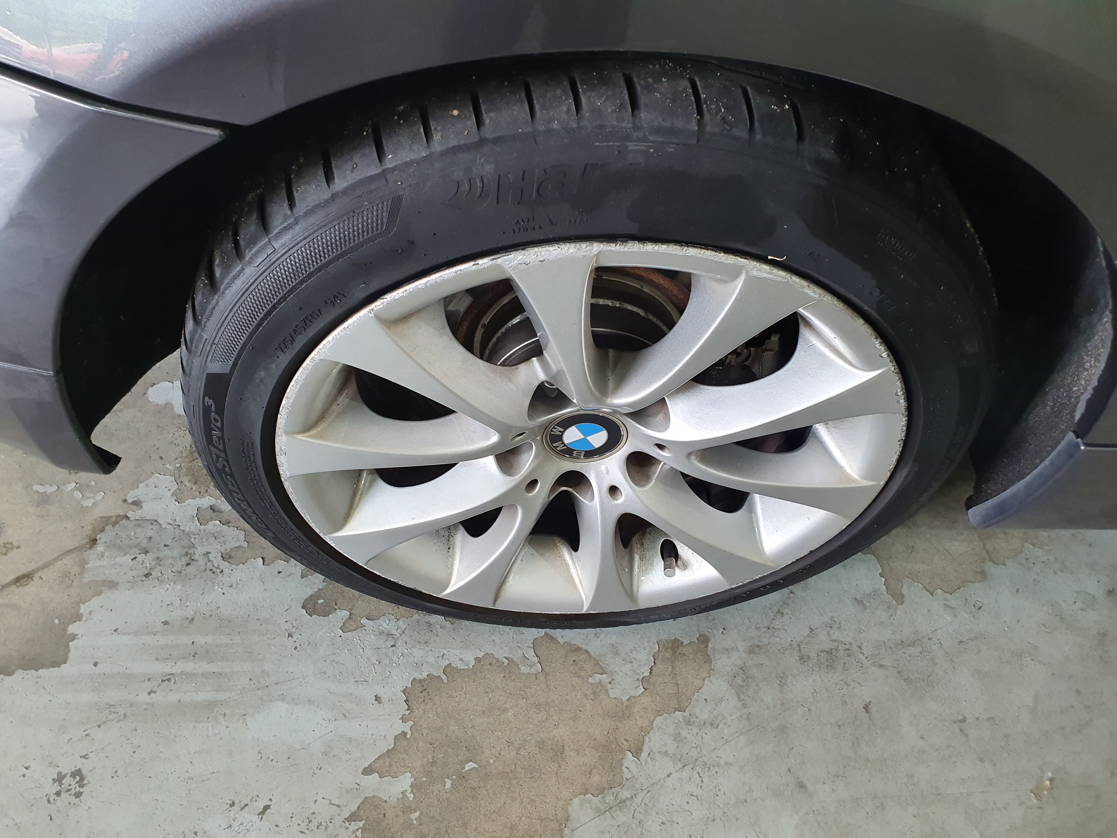 BMW 318D · Ano 2008 — imagem 18