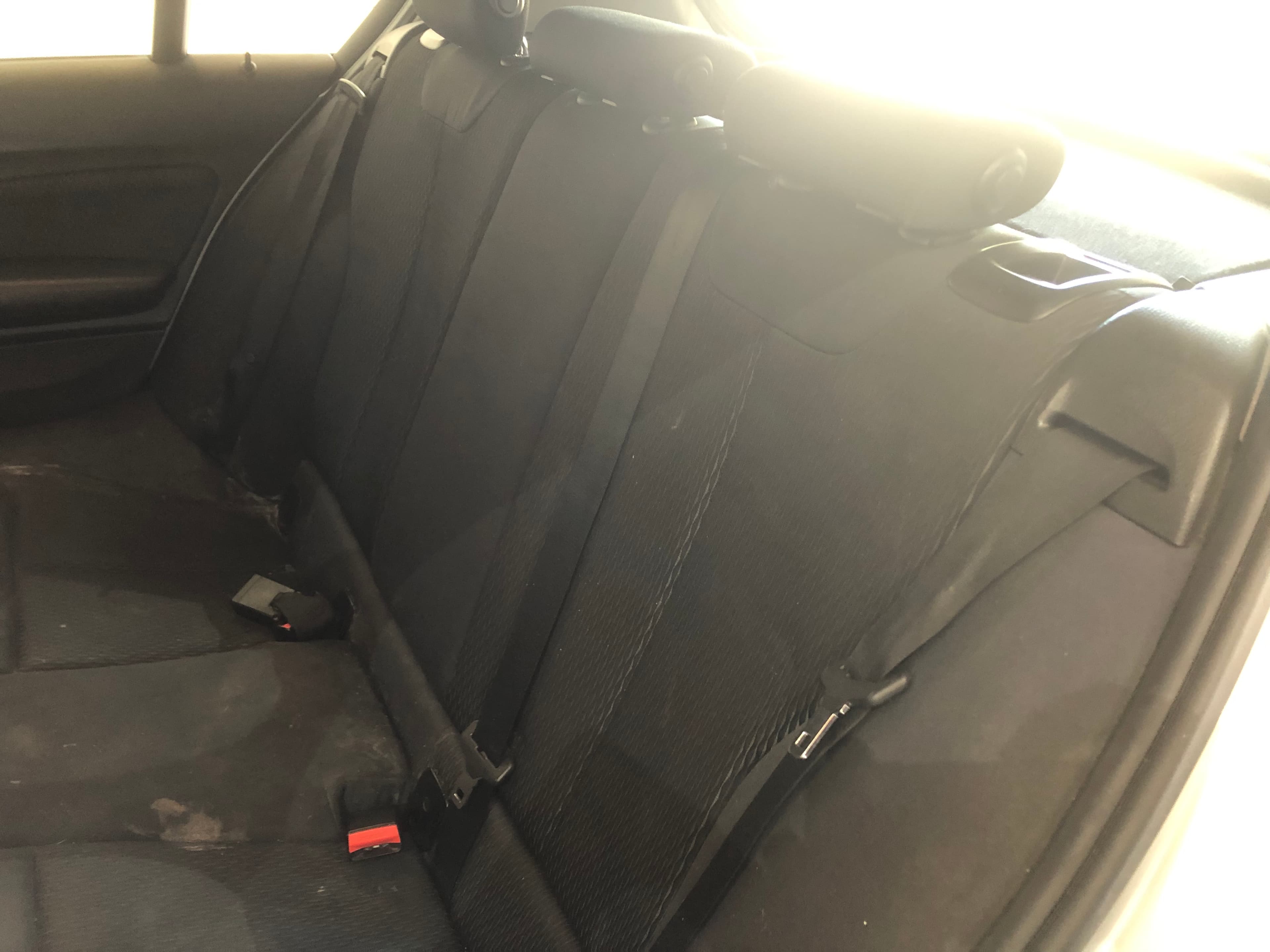 BMW 116D · Ano 2012 — imagen 17