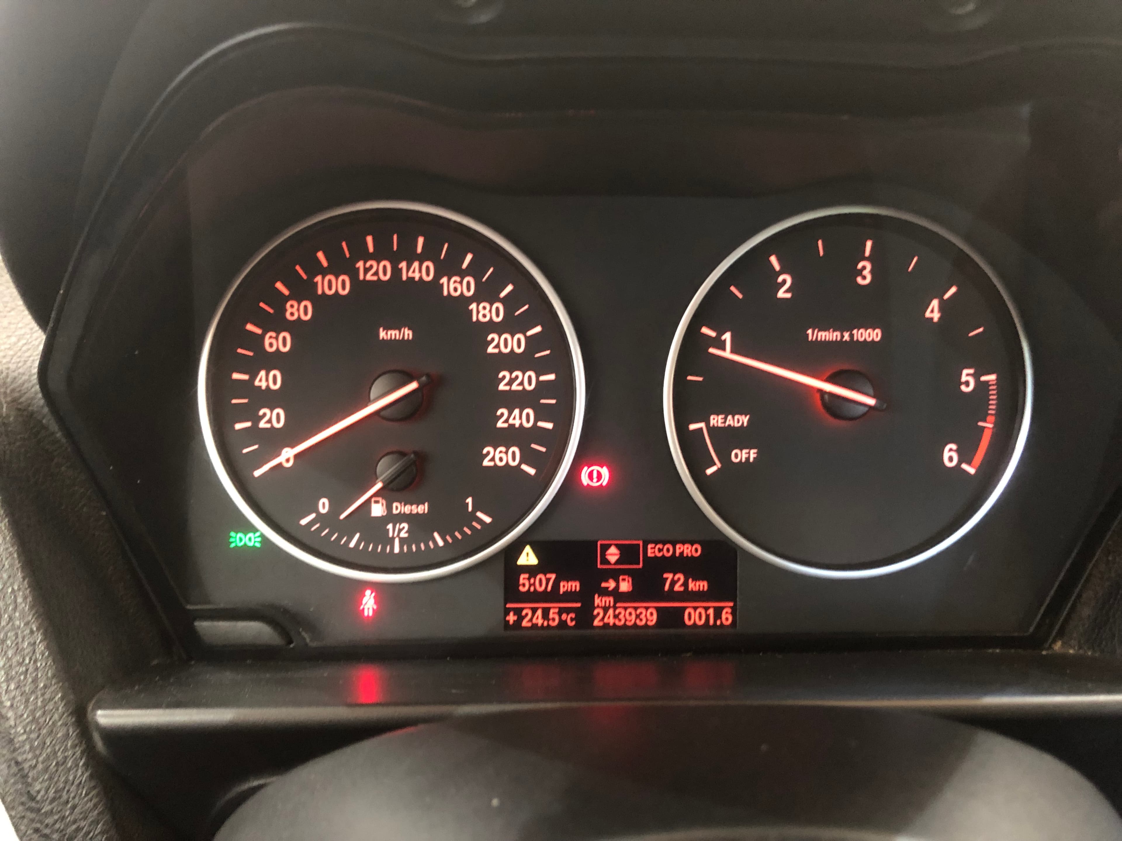 BMW 116D · Ano 2012 — imagen 29