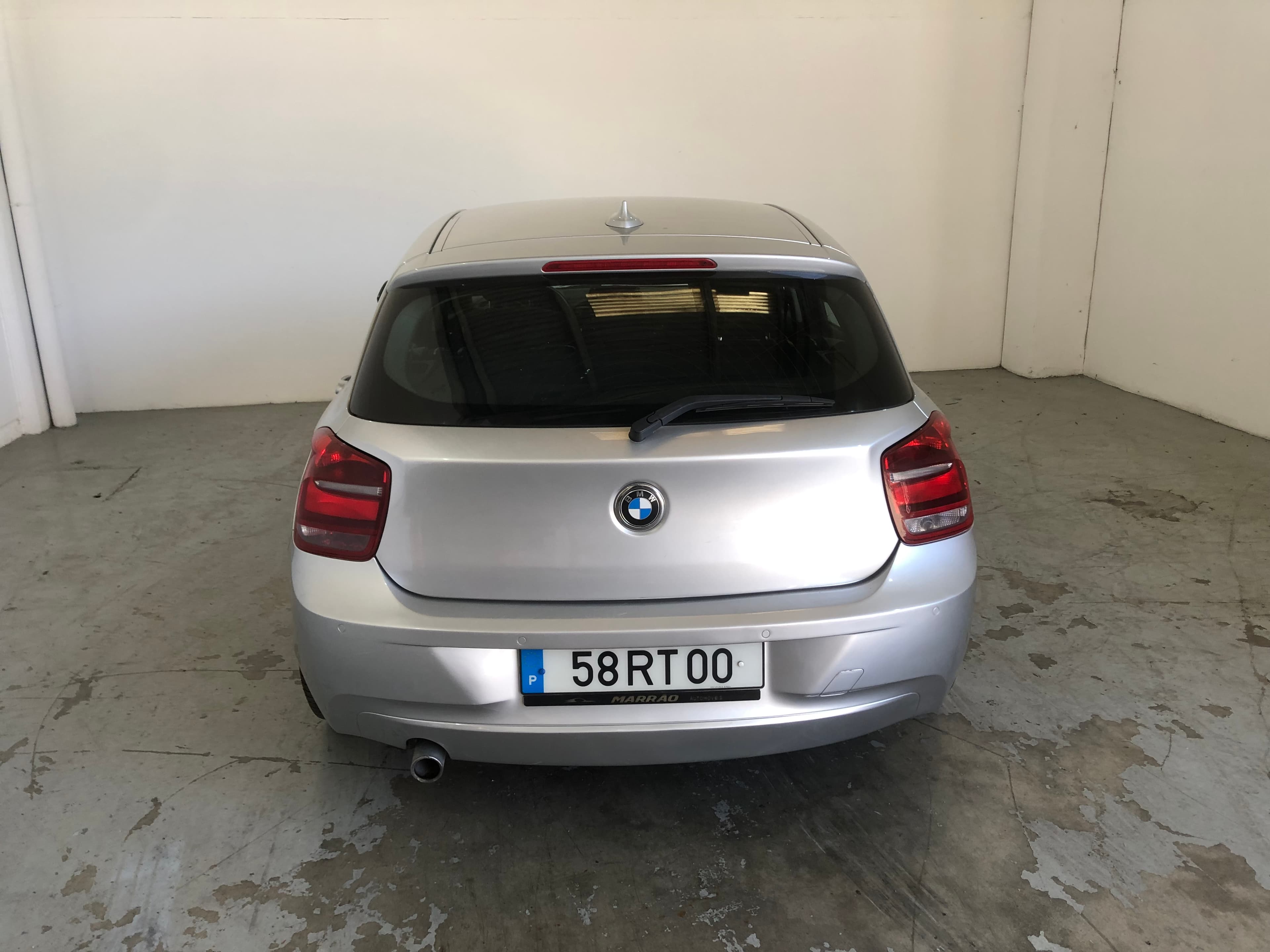 BMW 116D · Ano 2012 — imagen 4
