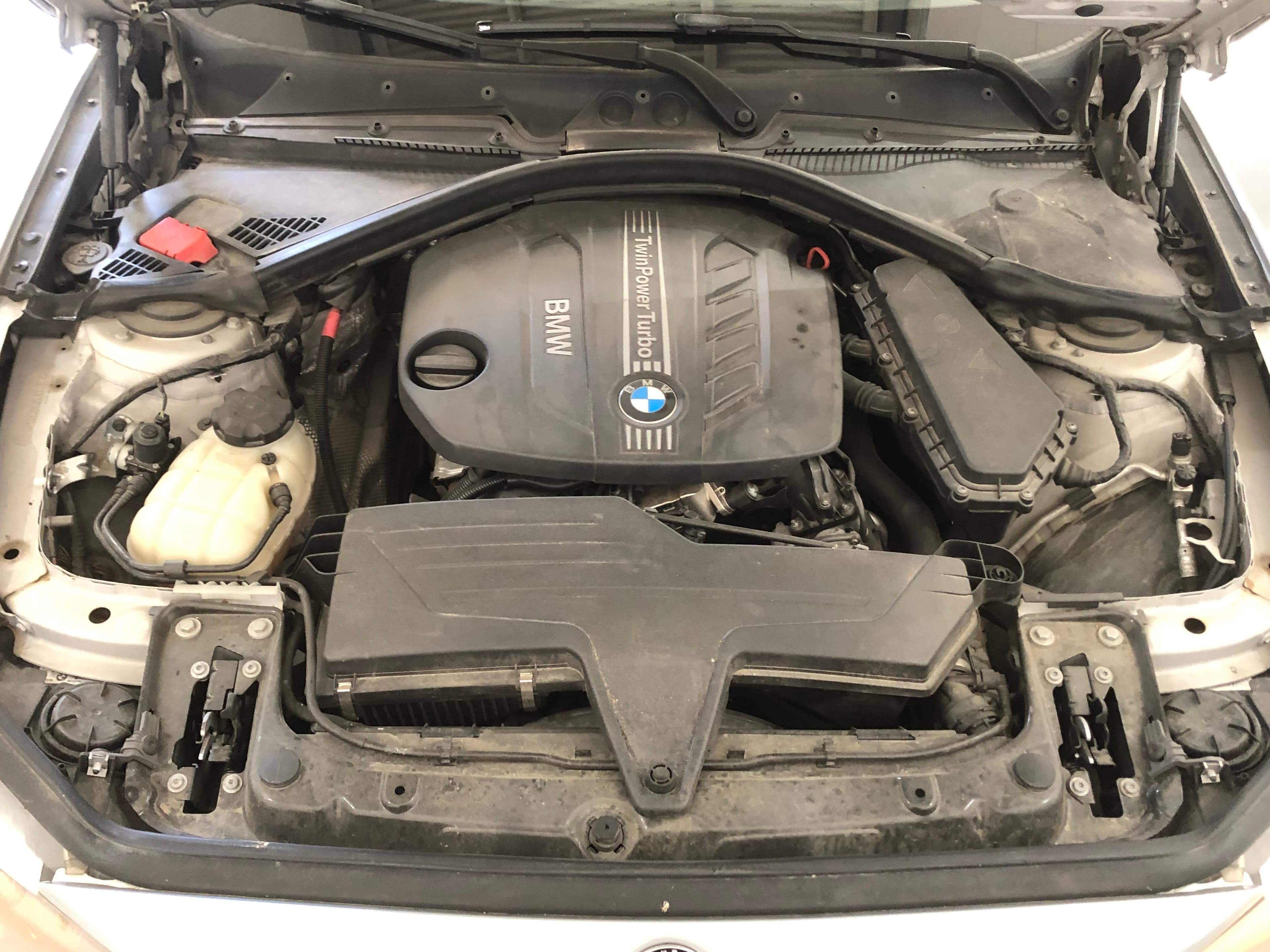 BMW 116D · Ano 2012 — imagen 10