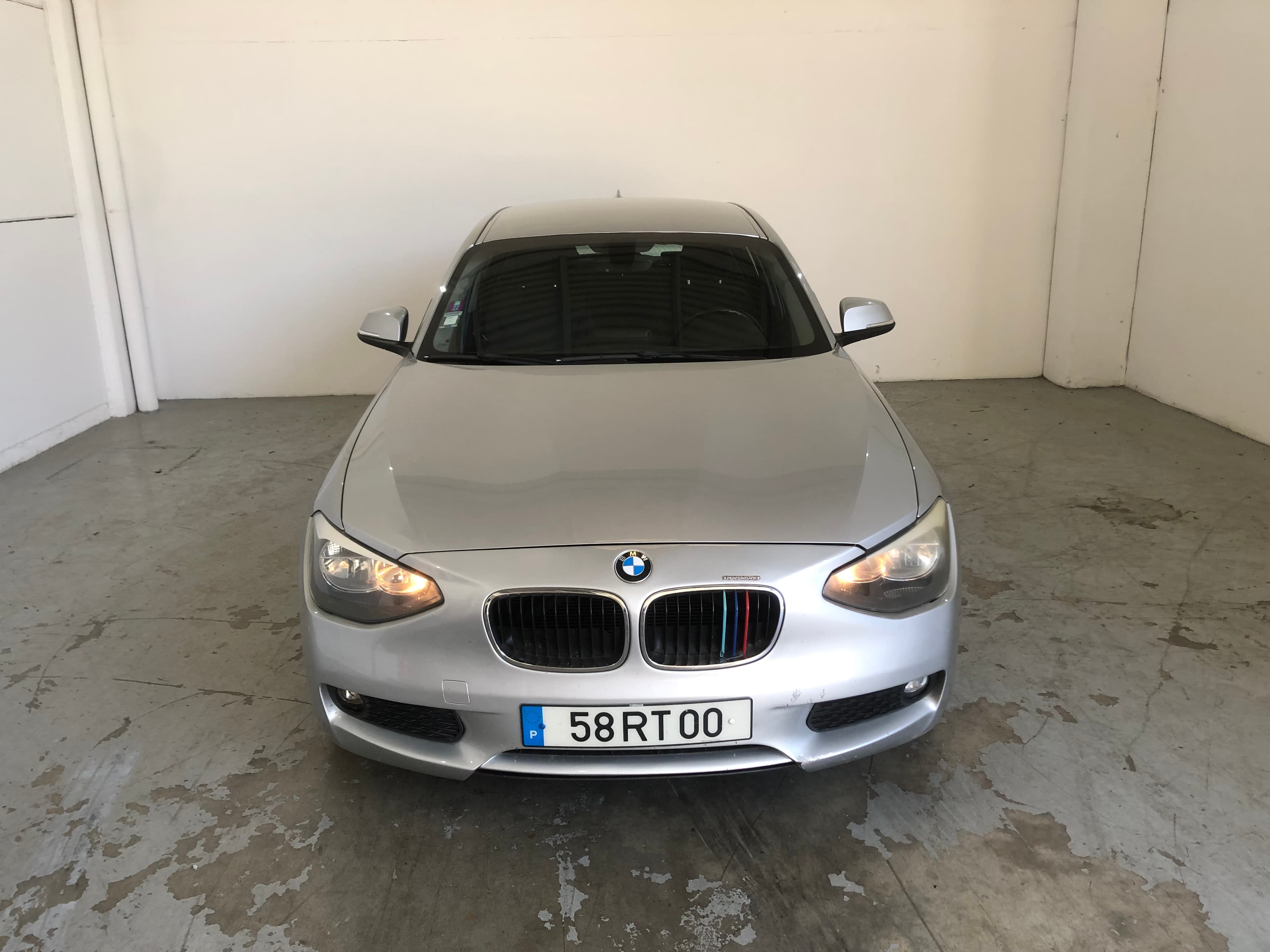 BMW 116D · Ano 2012 — imagen 2