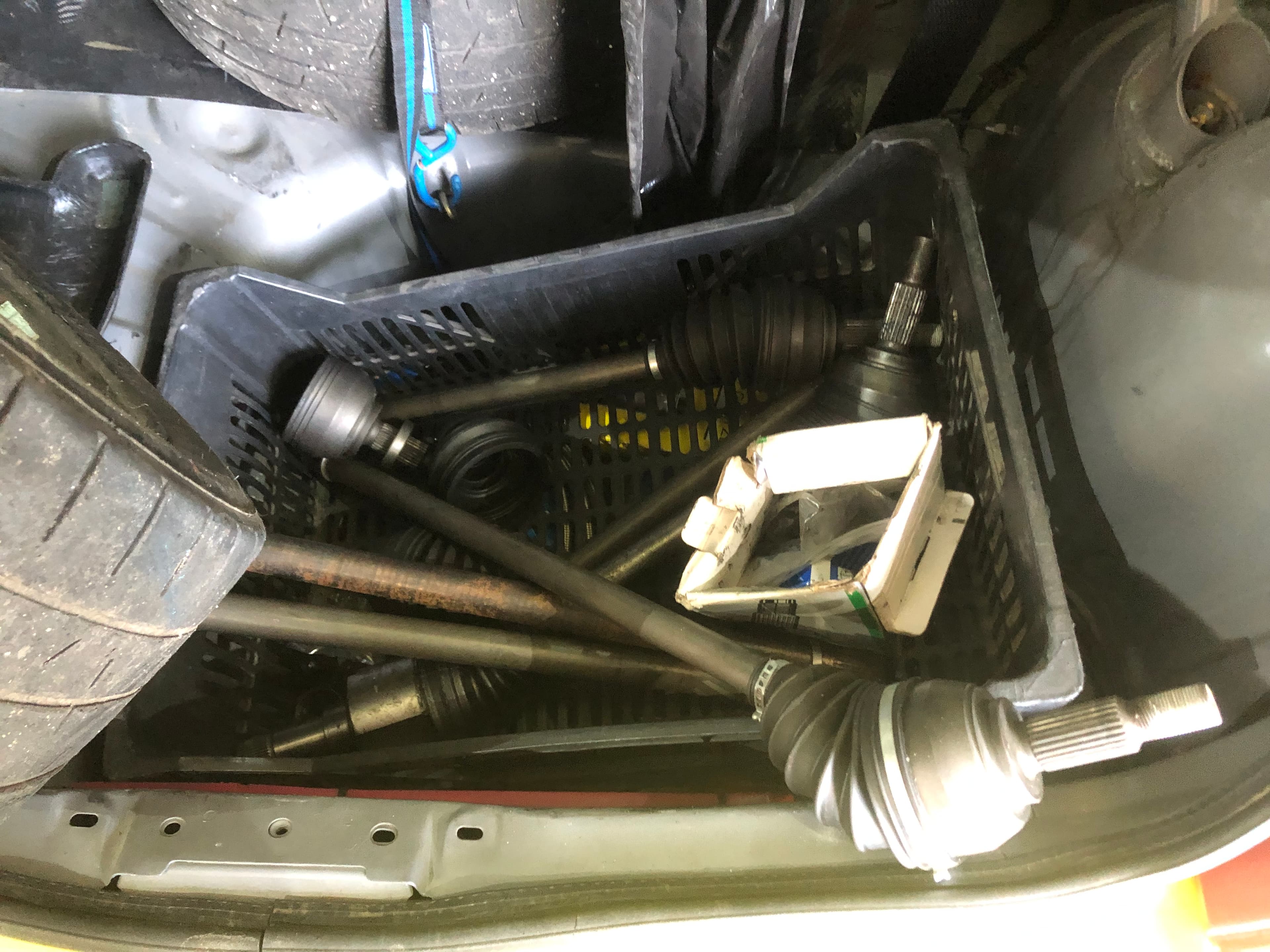 Renault Clio · Ano 2001 — image 16
