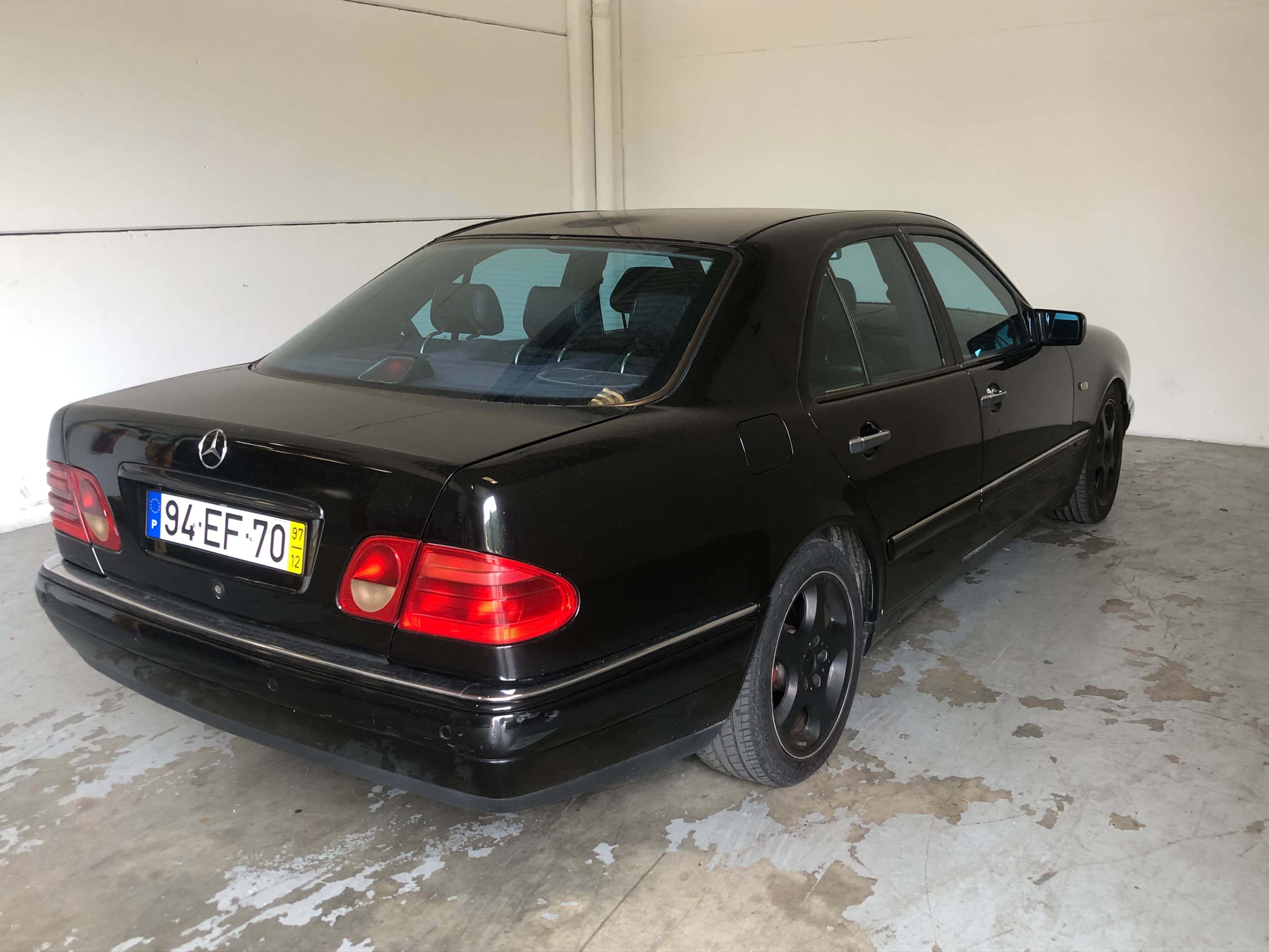 Mercedes-Benz E300 · Ano 1997 — imagen 6