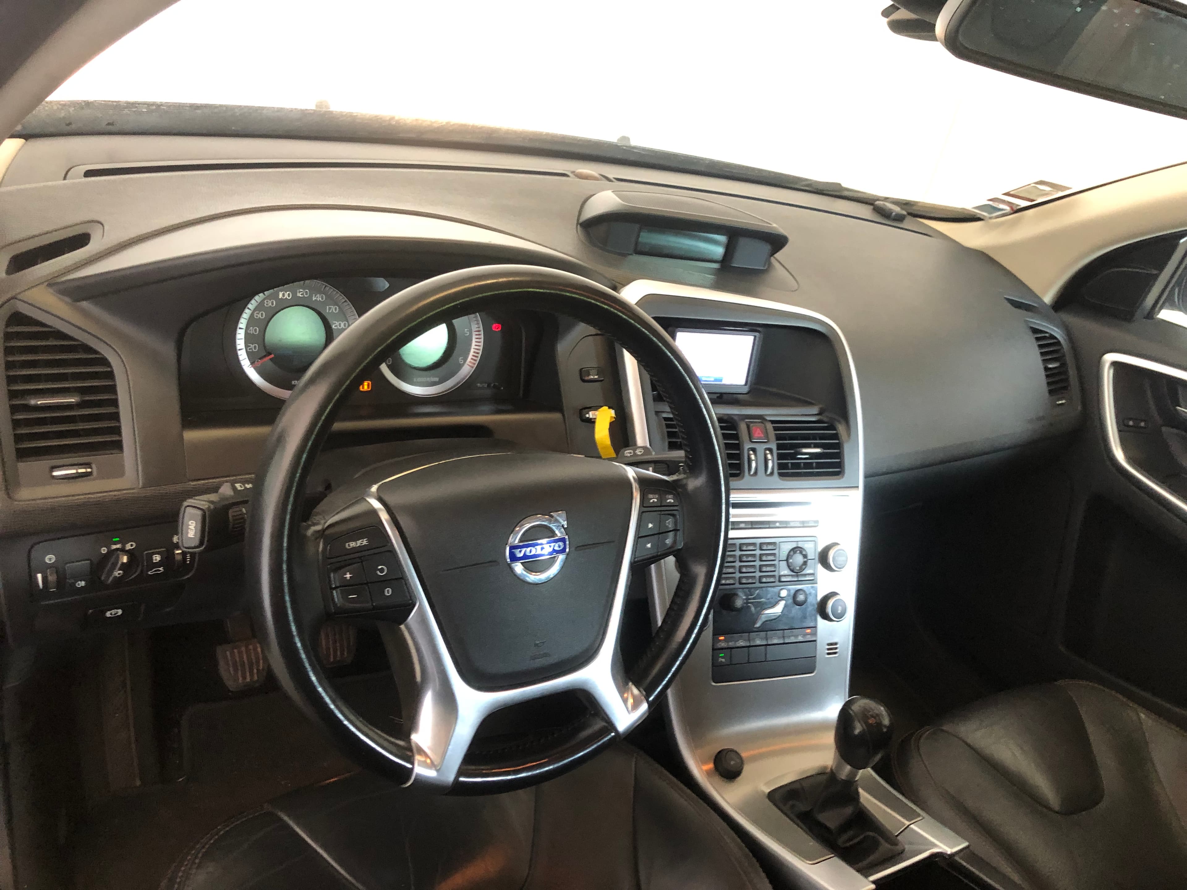 Volvo XC60 · Ano 2010 — imagem 22