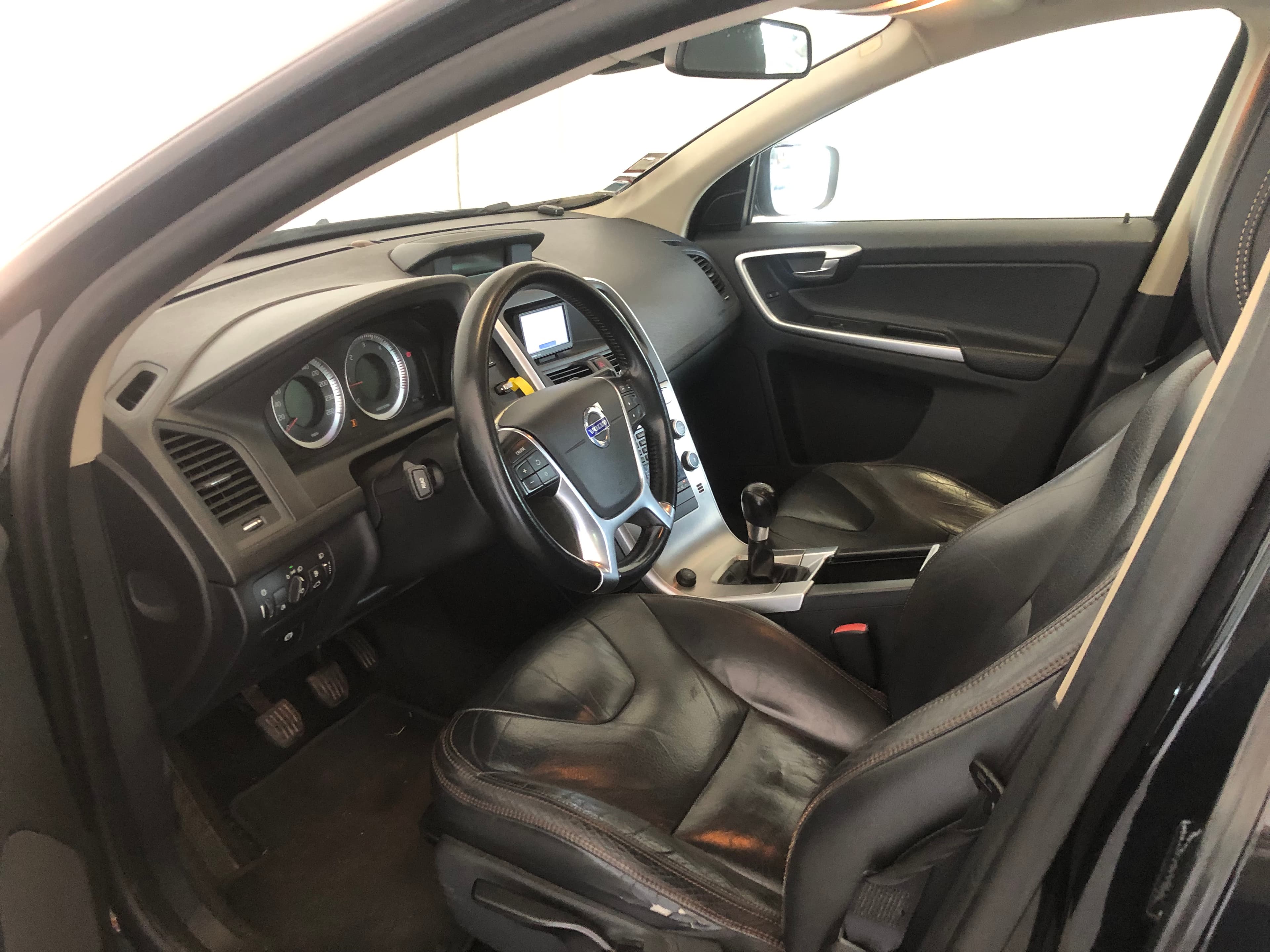 Volvo XC60 · Ano 2010 — imagem 20