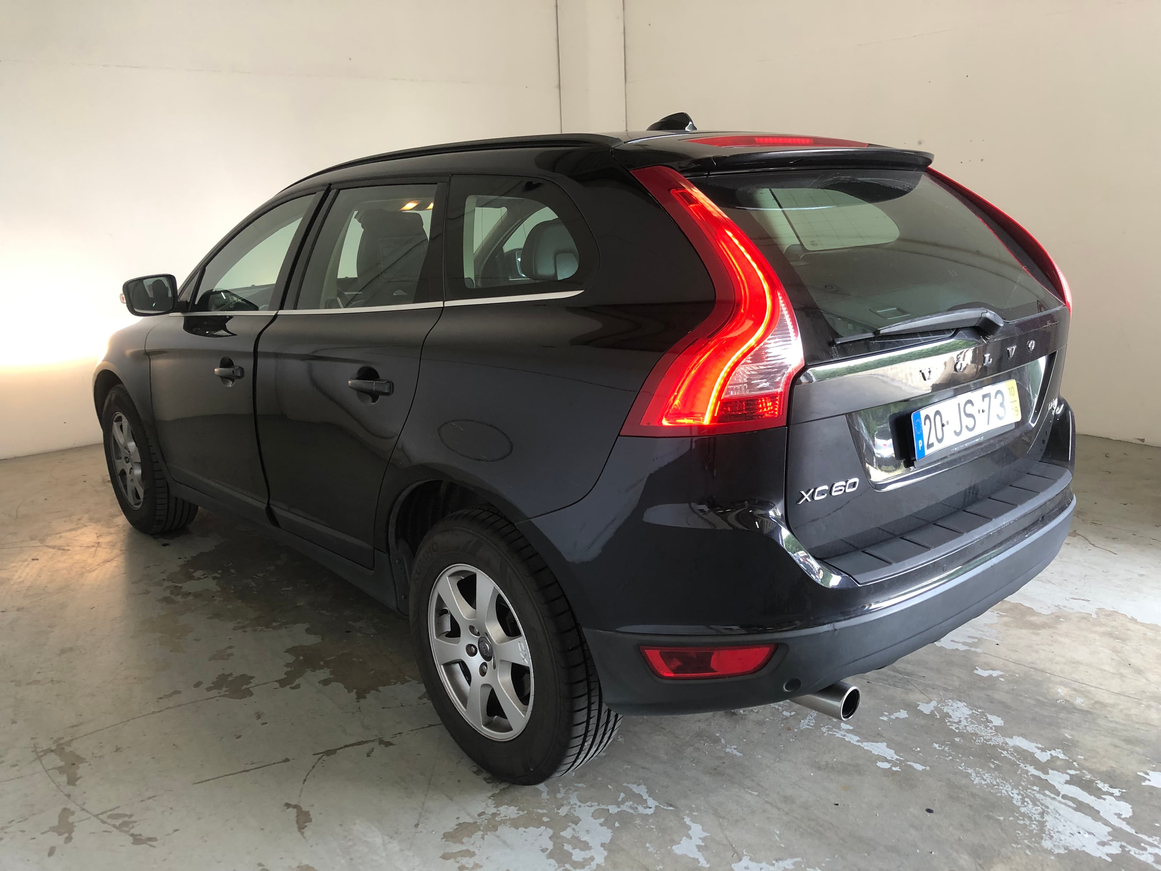 Volvo XC60 · Ano 2010 — imagem 4