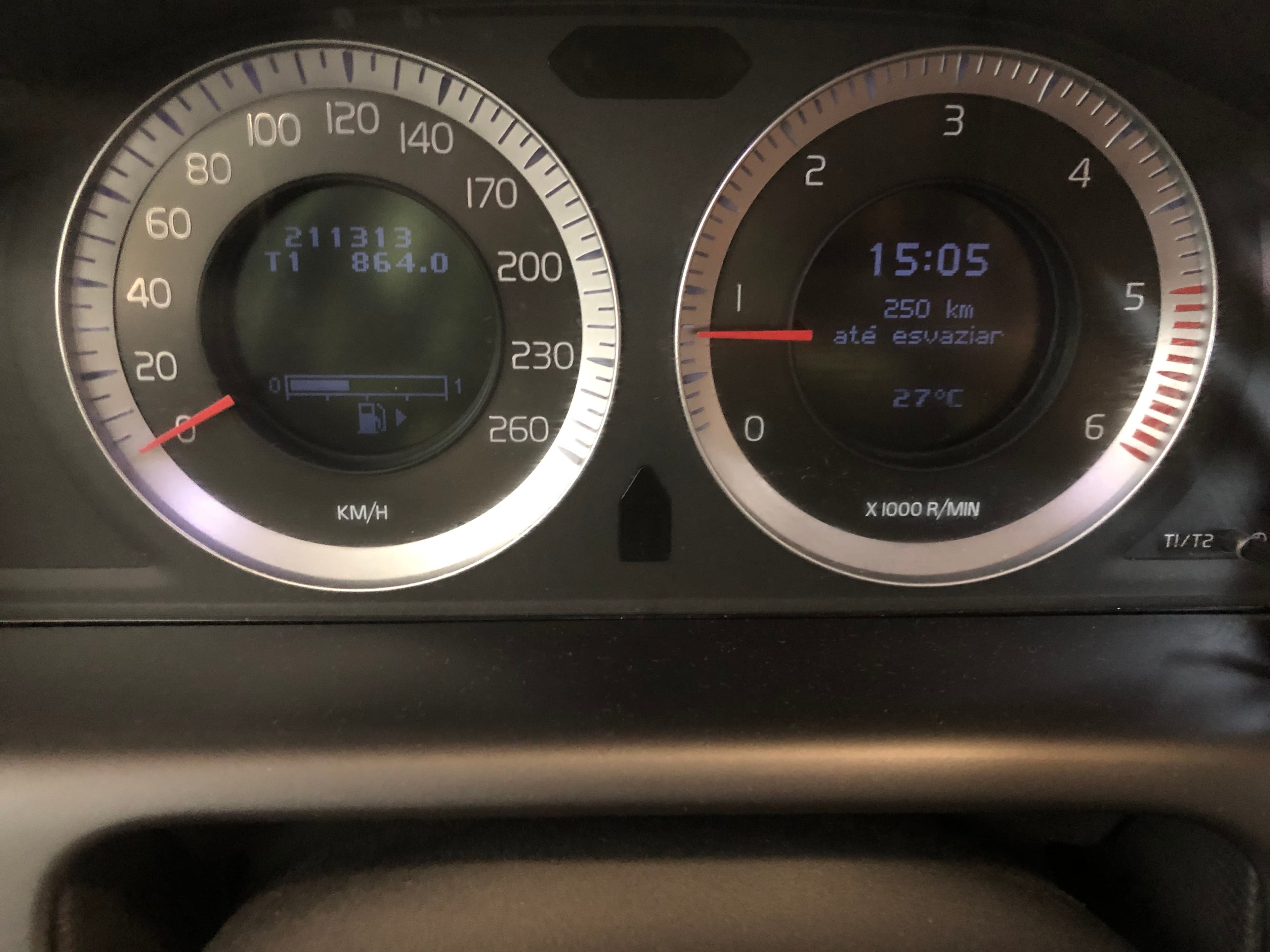 Volvo XC60 · Ano 2010 — imagem 30