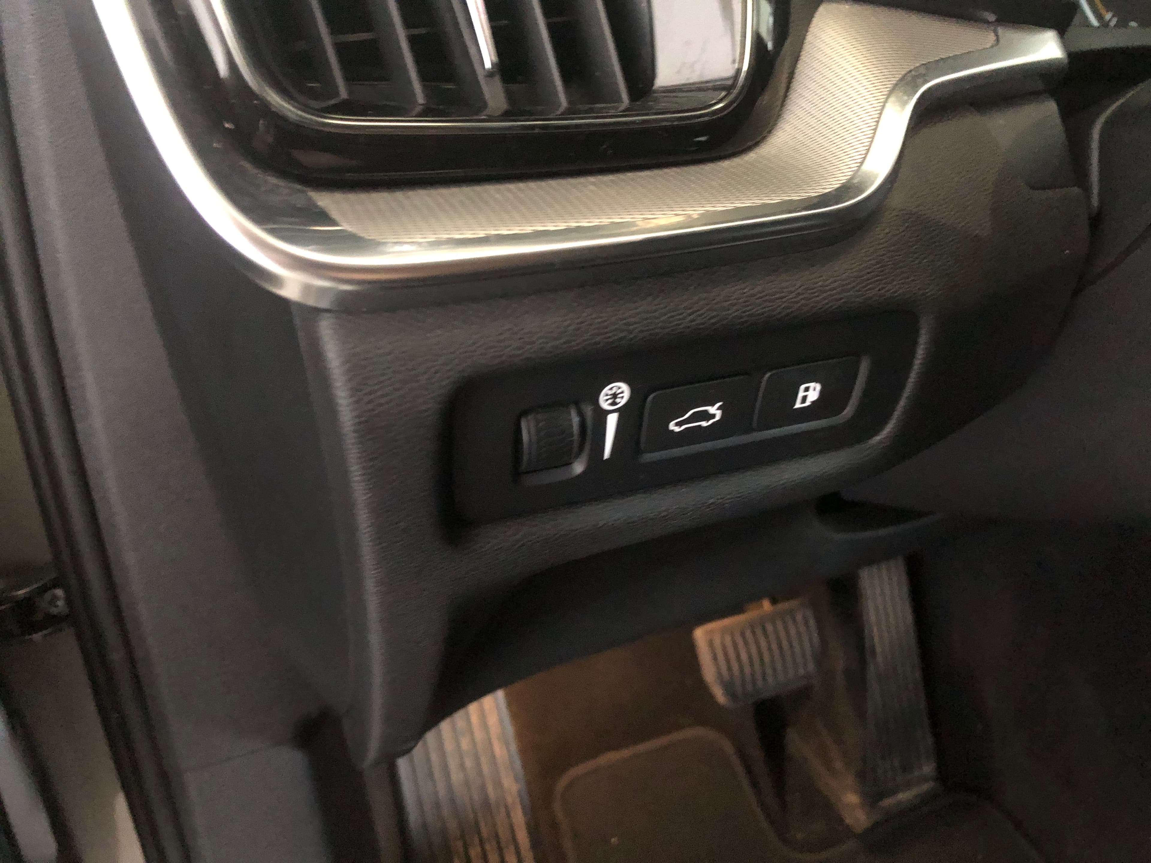Volvo V60 2.0 T8 AWD TE Inscription · Ano 2019 — imagem 24