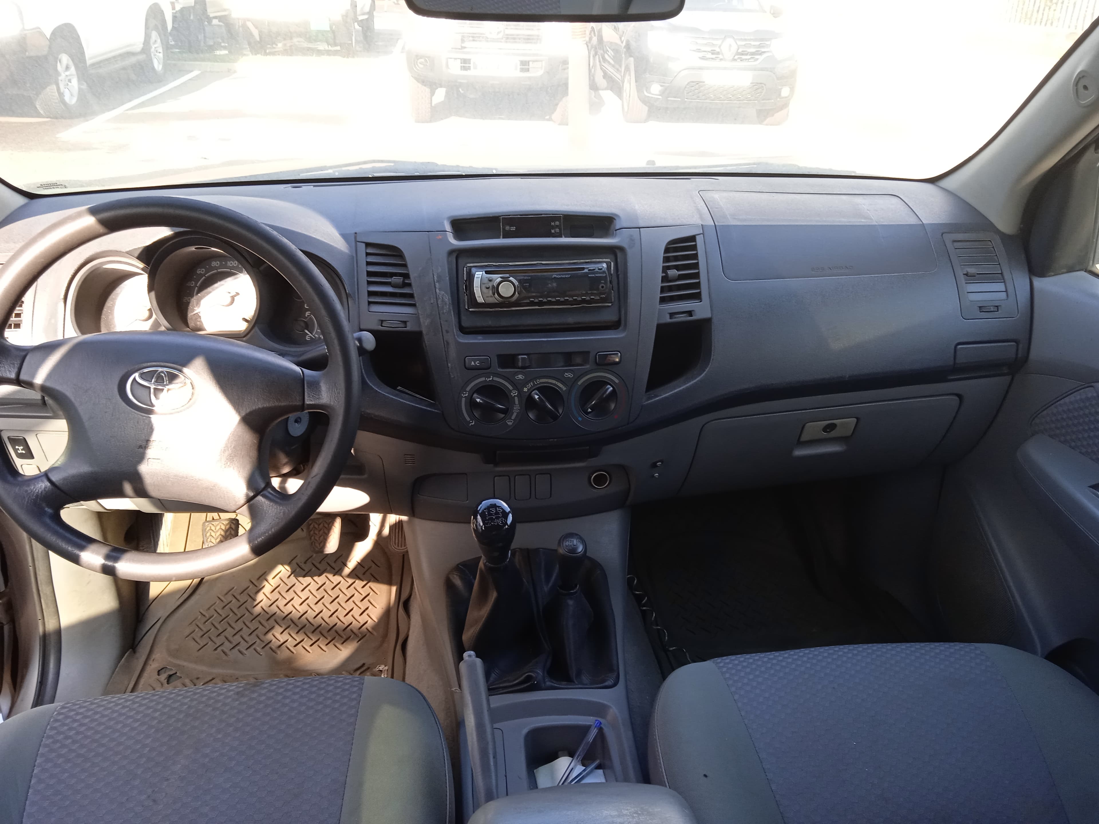 Toyota Hilux — imagem 6