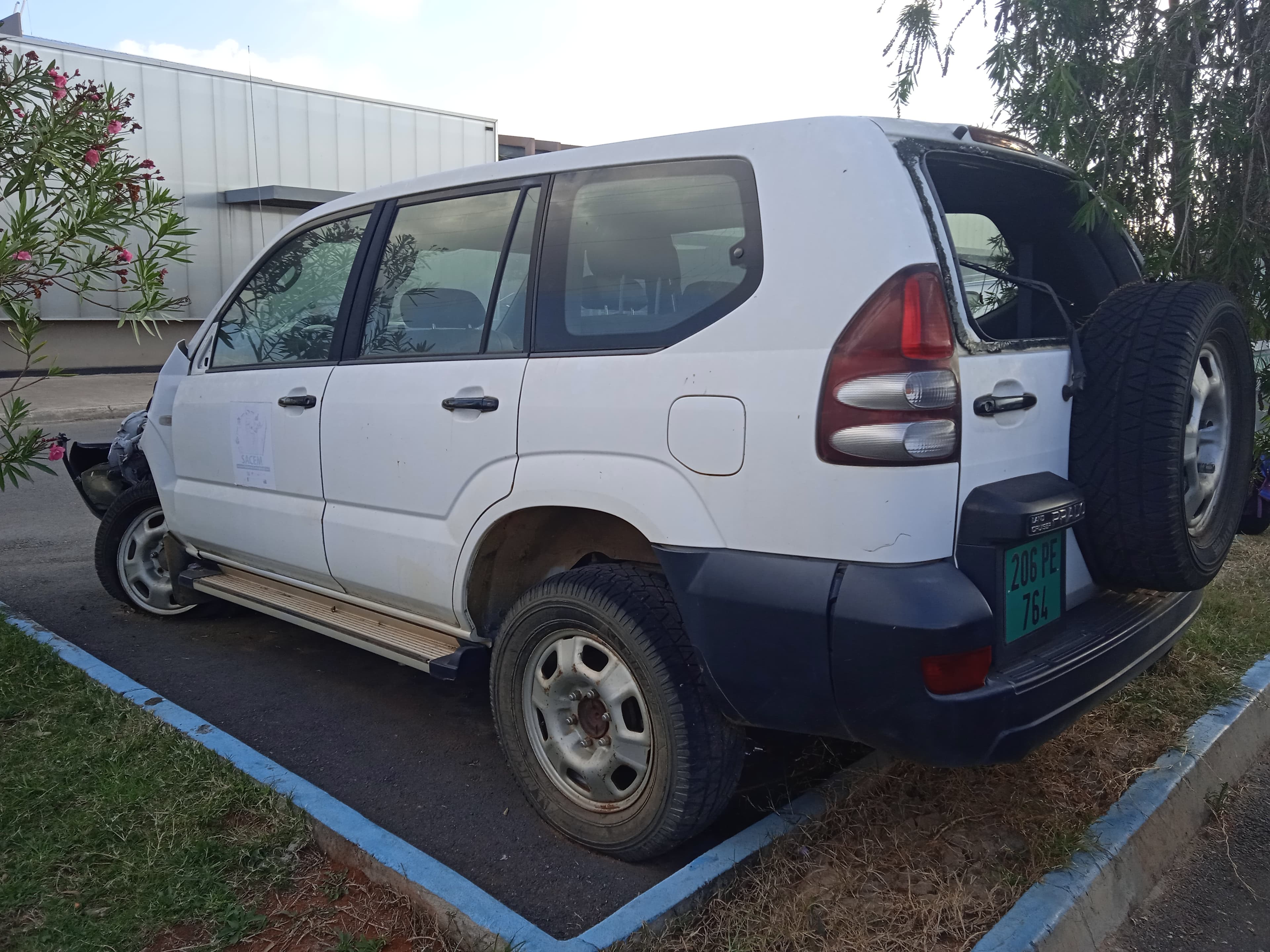 Toyota Prado — image 5